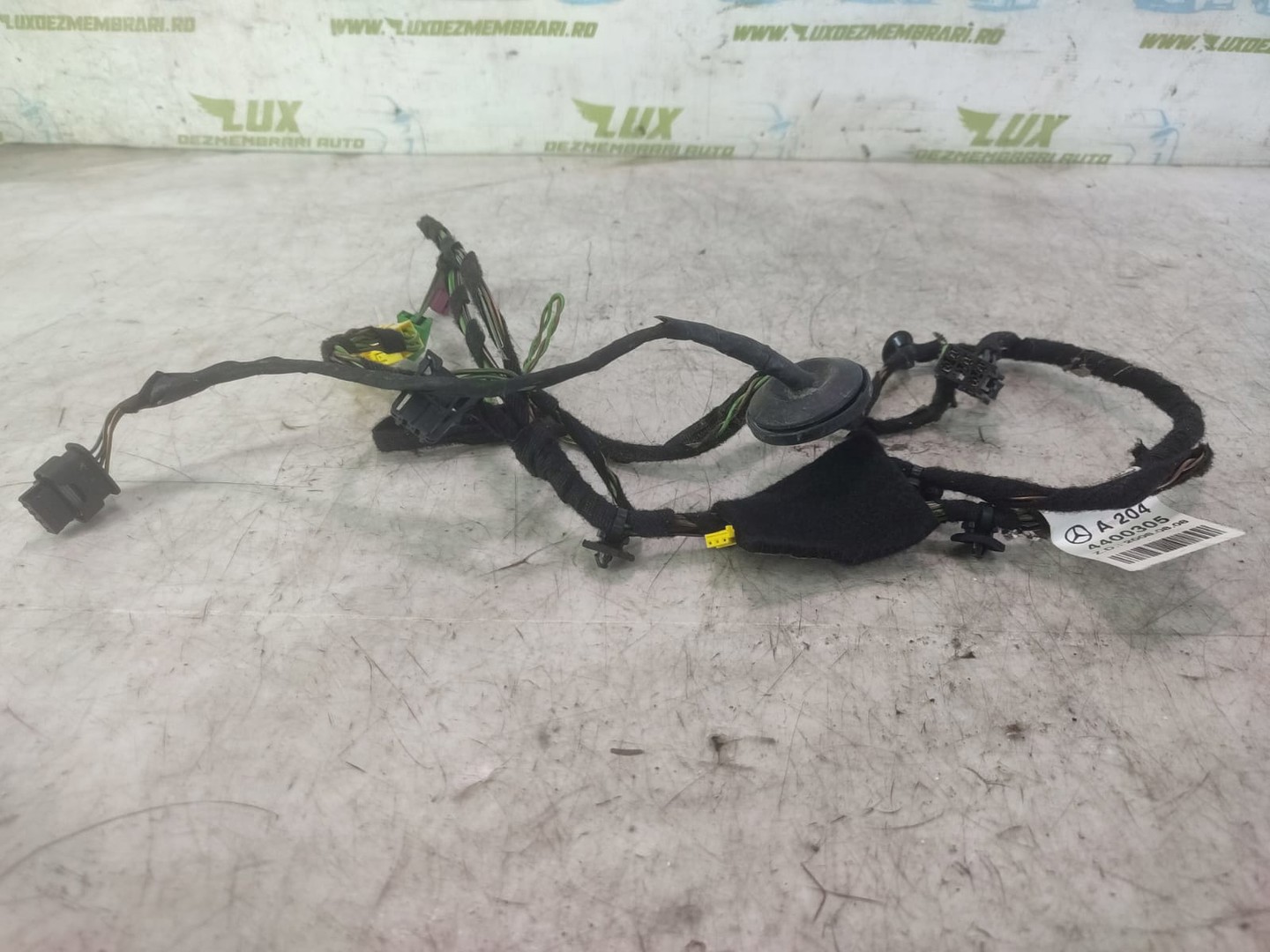 Cablaj electric usa fata dreapta A2044400305 Mercedes Benz C-Class W204/S204 (2007 - 2012)