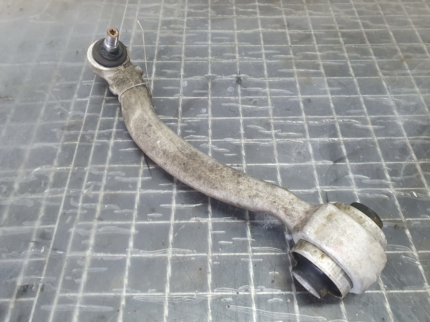 Brat suspensie dreapta fata Mercedes Benz C-Class W204/S204 (2007 - 2012)