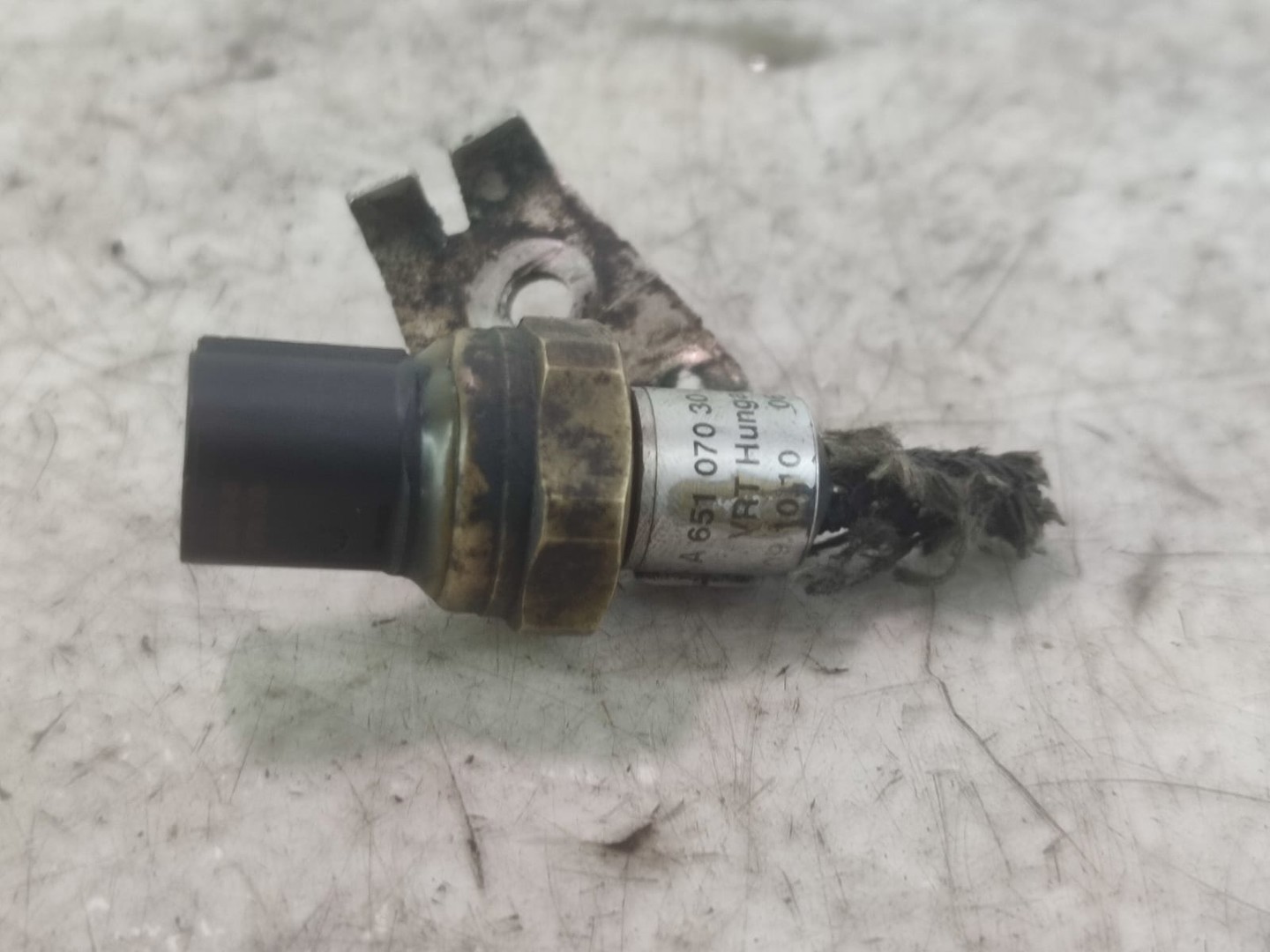 Senzor temperatura combustibil A6510703081 Mercedes Benz C-Class W204/S204 (2007 - 2012)