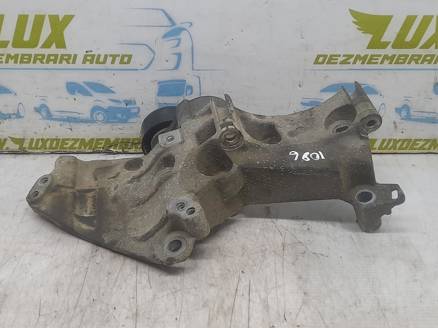 Suport accesorii 8200669494 Dacia Dokker 1 (2012 - 2017)