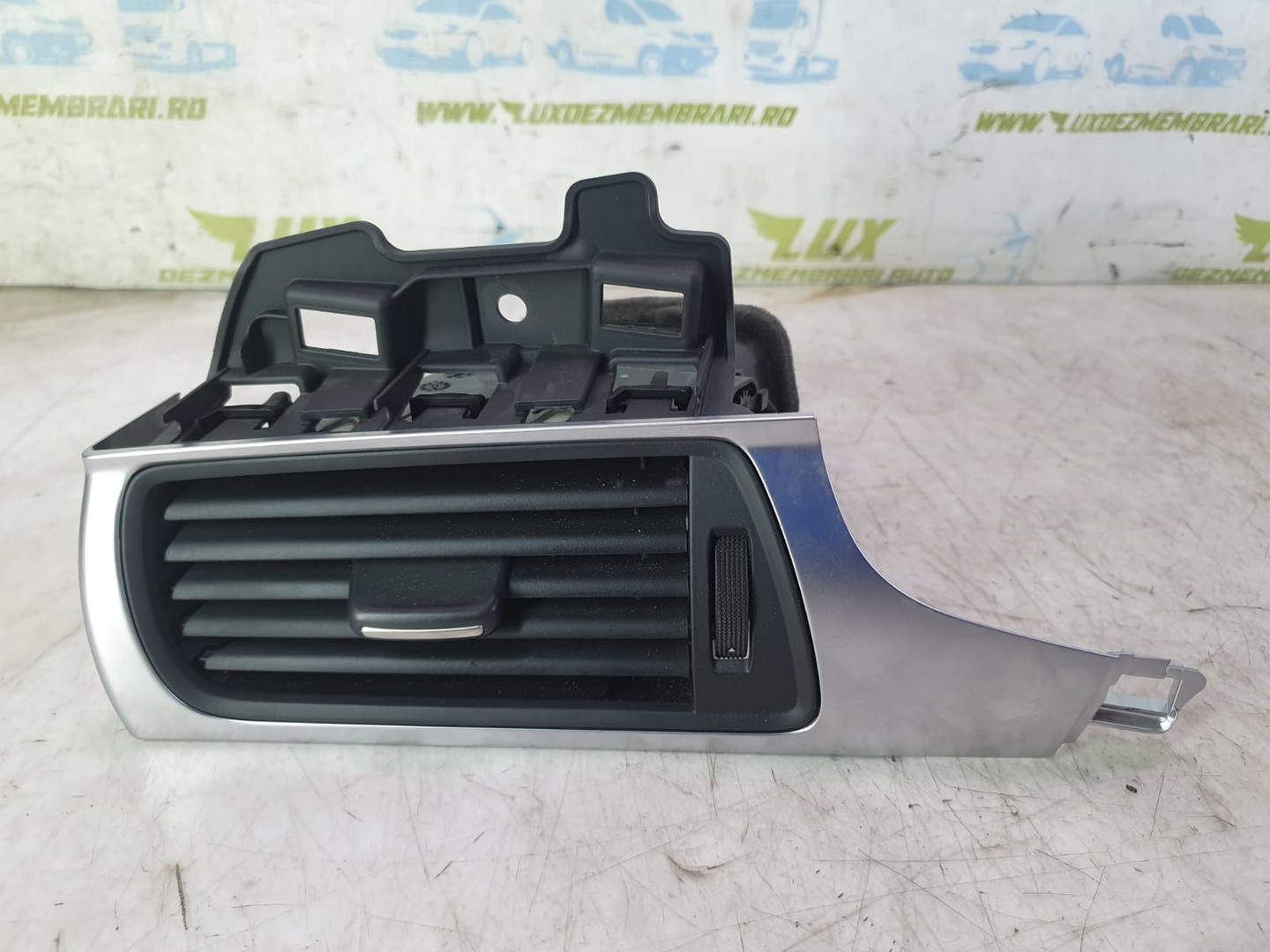 Grila ventilatie bord 4g1820901 Audi A6 4G/C7 (facelift) (2014 - 2020)