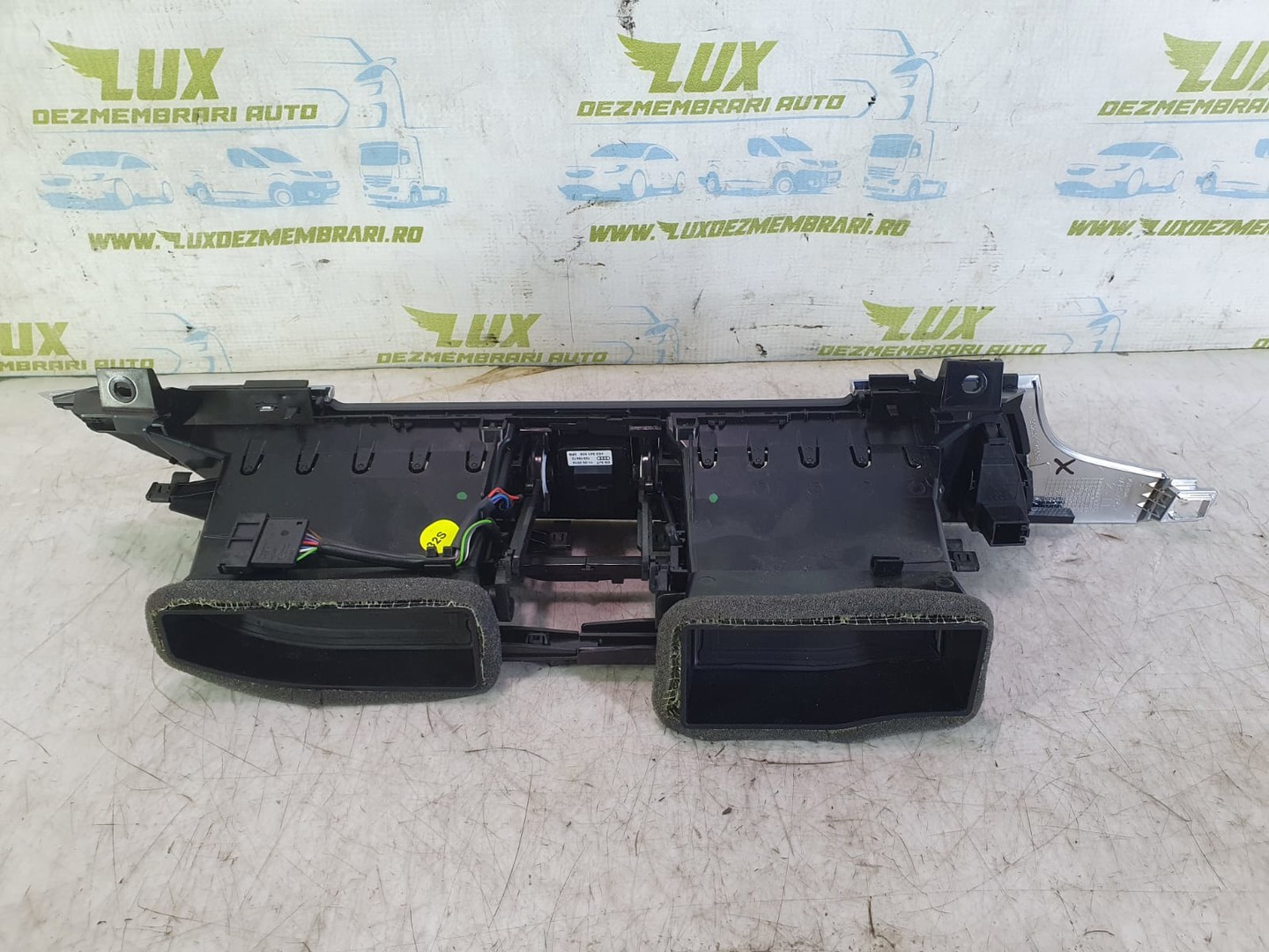 Grila ventilatie bord 4g0941509 4g1820951 Audi A6 4G/C7 (facelift) (2014 - 2020)