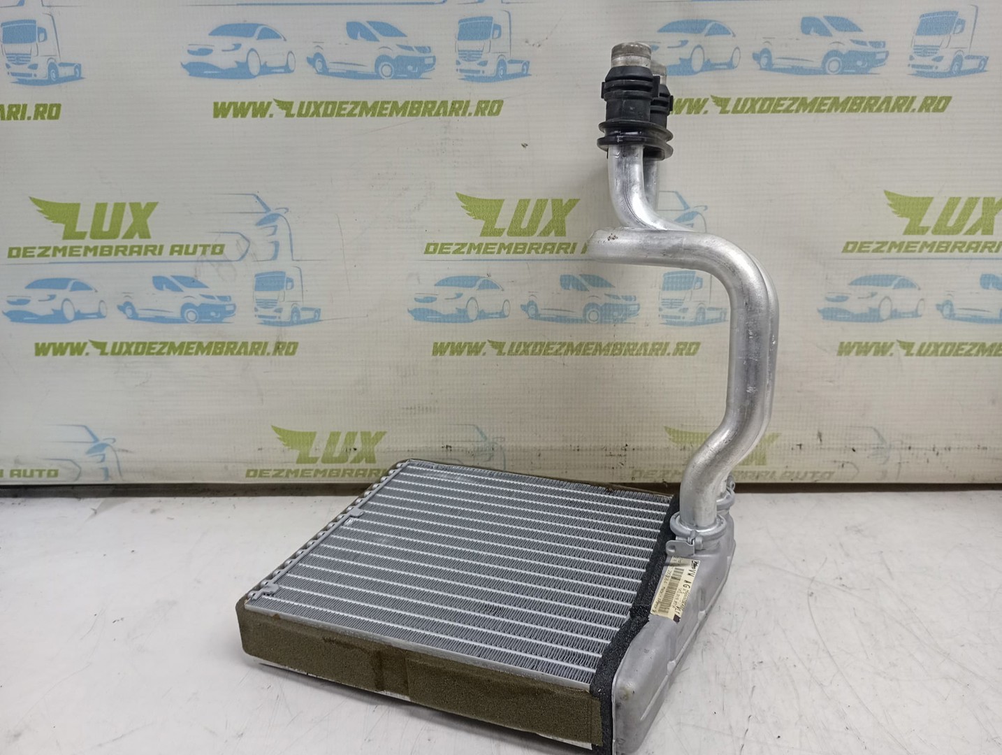 Radiator calorifer bord 1k0819031a Volkswagen Golf 5 (2003 - 2009)