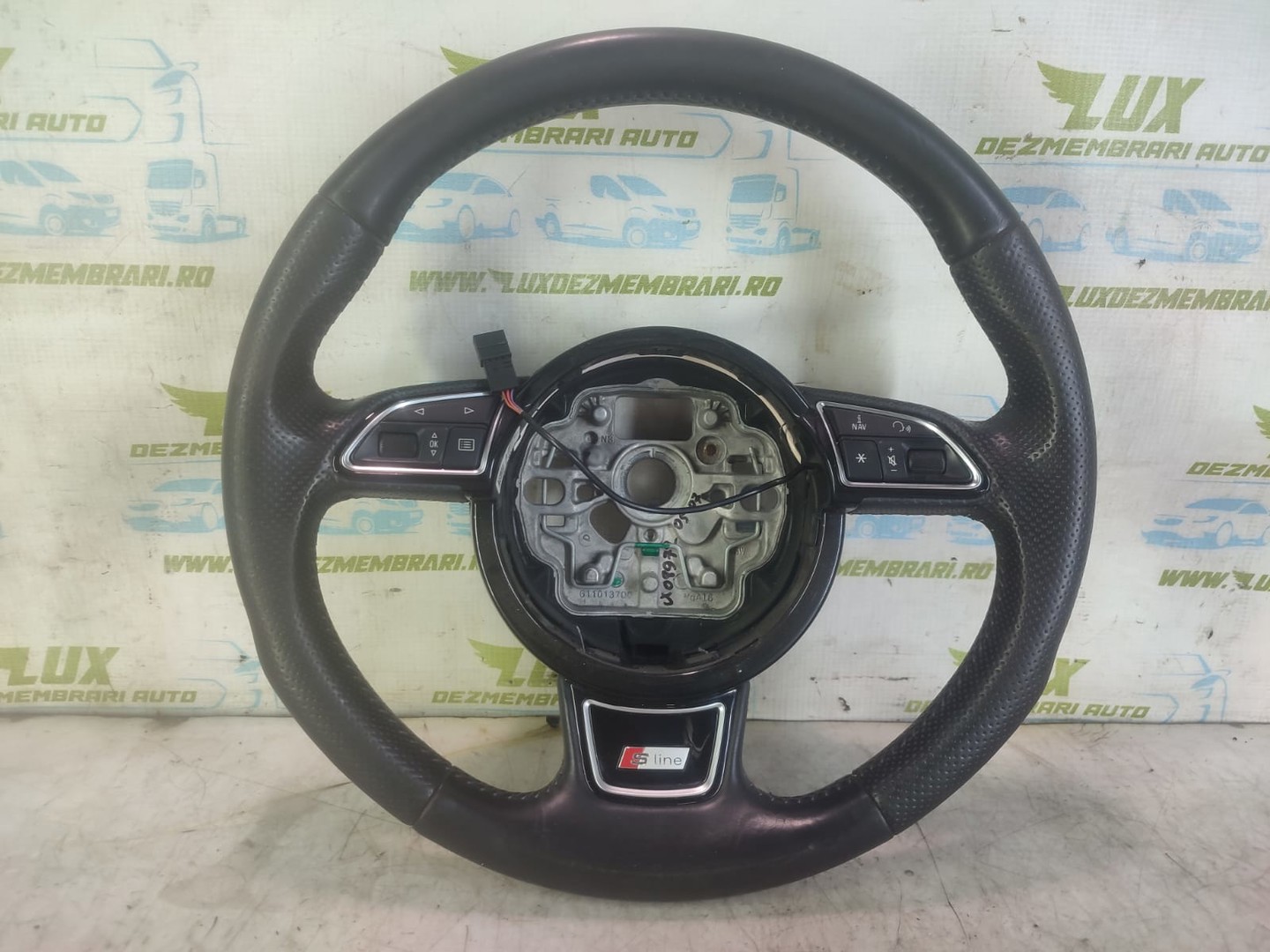 Volan in 3 spite cu comenzi 611013700 Audi A6 4G/C7 (facelift) (2014 - 2020)