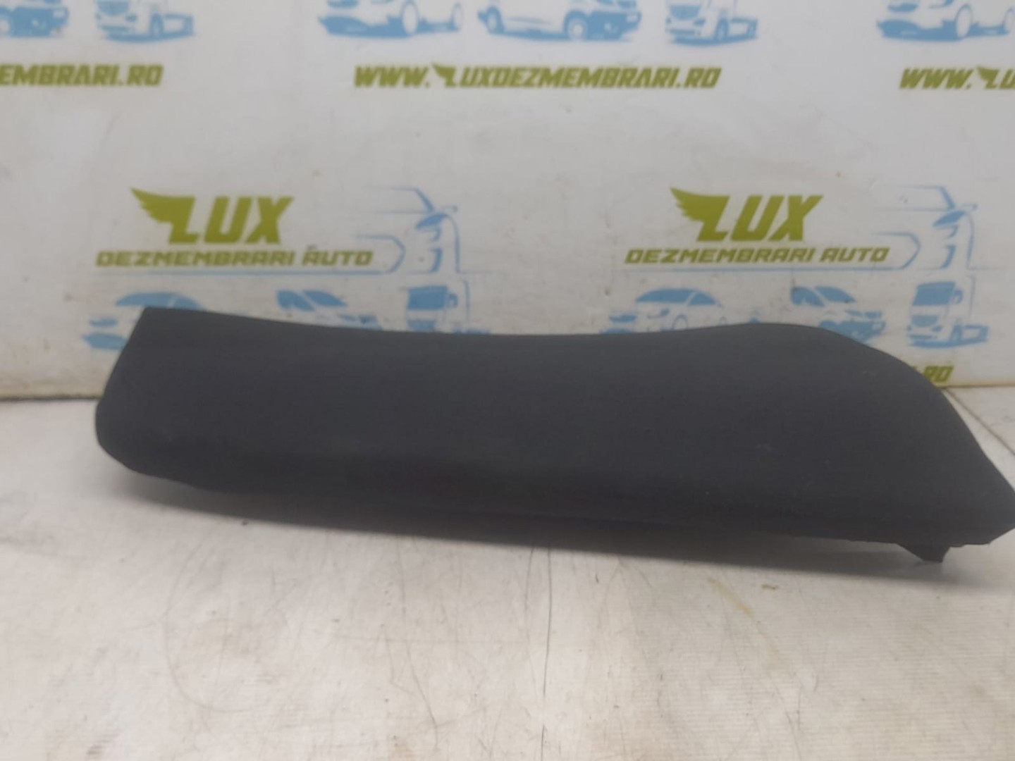 Ornament bancheta spate 52202992384 BMW X1 E84 (2009 - 2012)