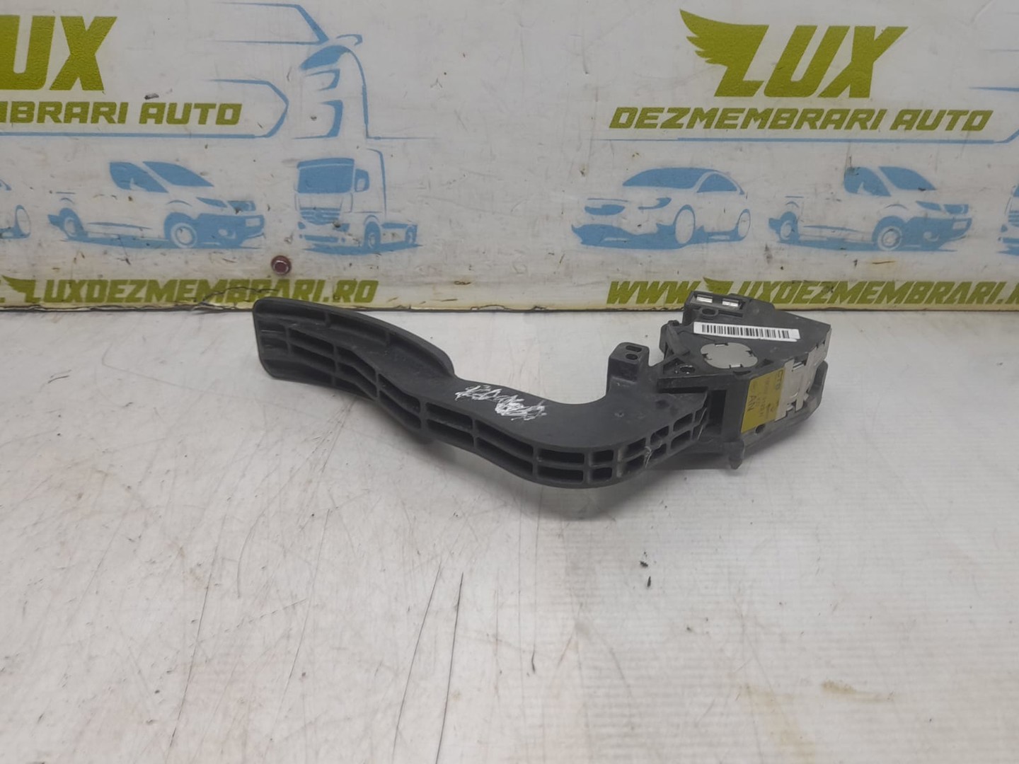 Pedala acceleratie 180023122R Dacia Duster 1 (facelift) (2013 - 2017)