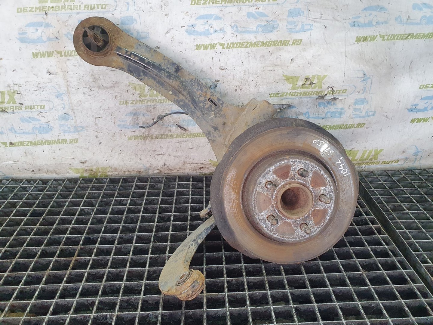 Fuzeta stanga spate av61-5500-ab Ford Focus 3 (2011 - 2015)