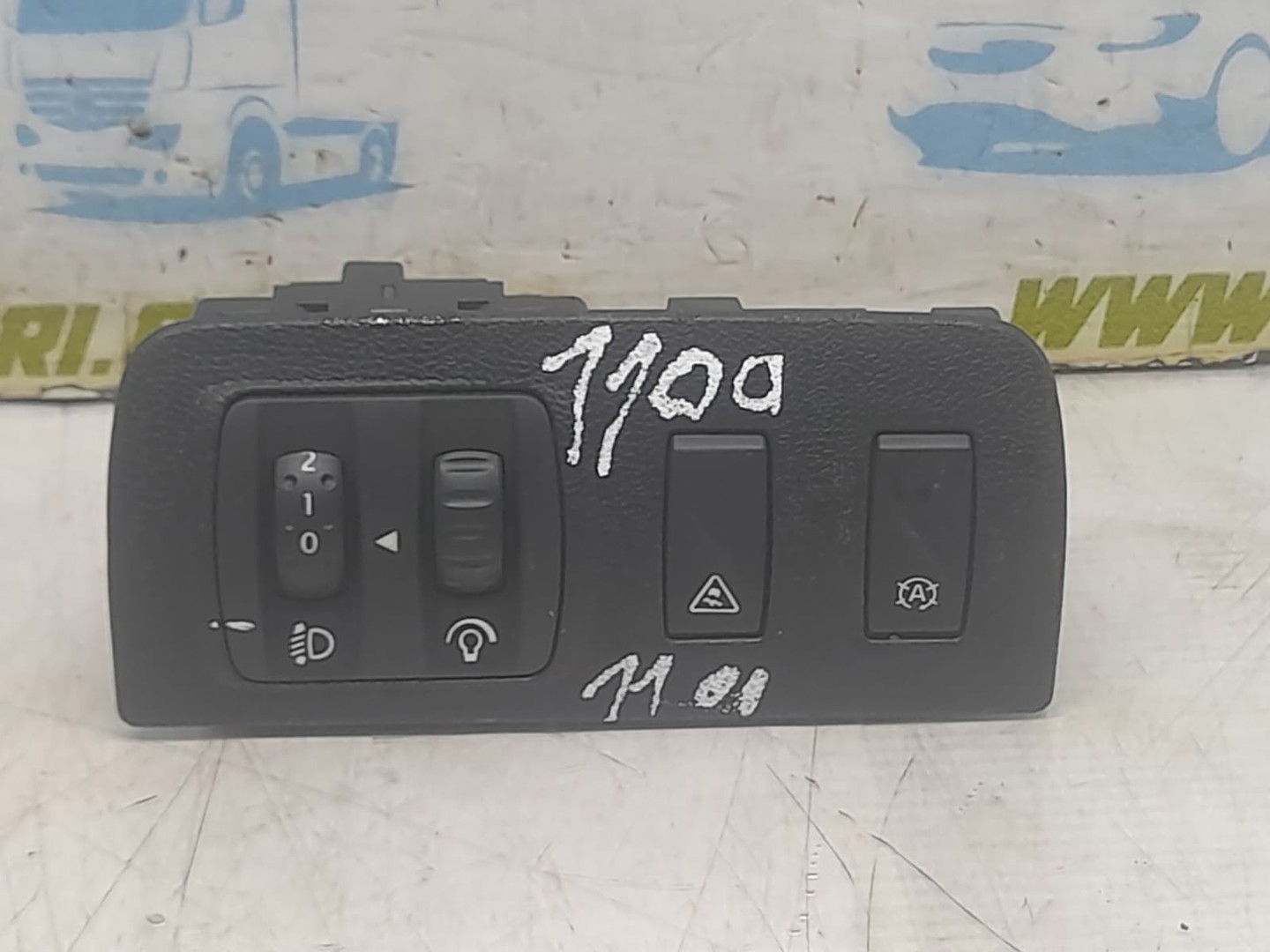 Panou butoane 648450007R Renault Scenic 3 (2009 - 2012)