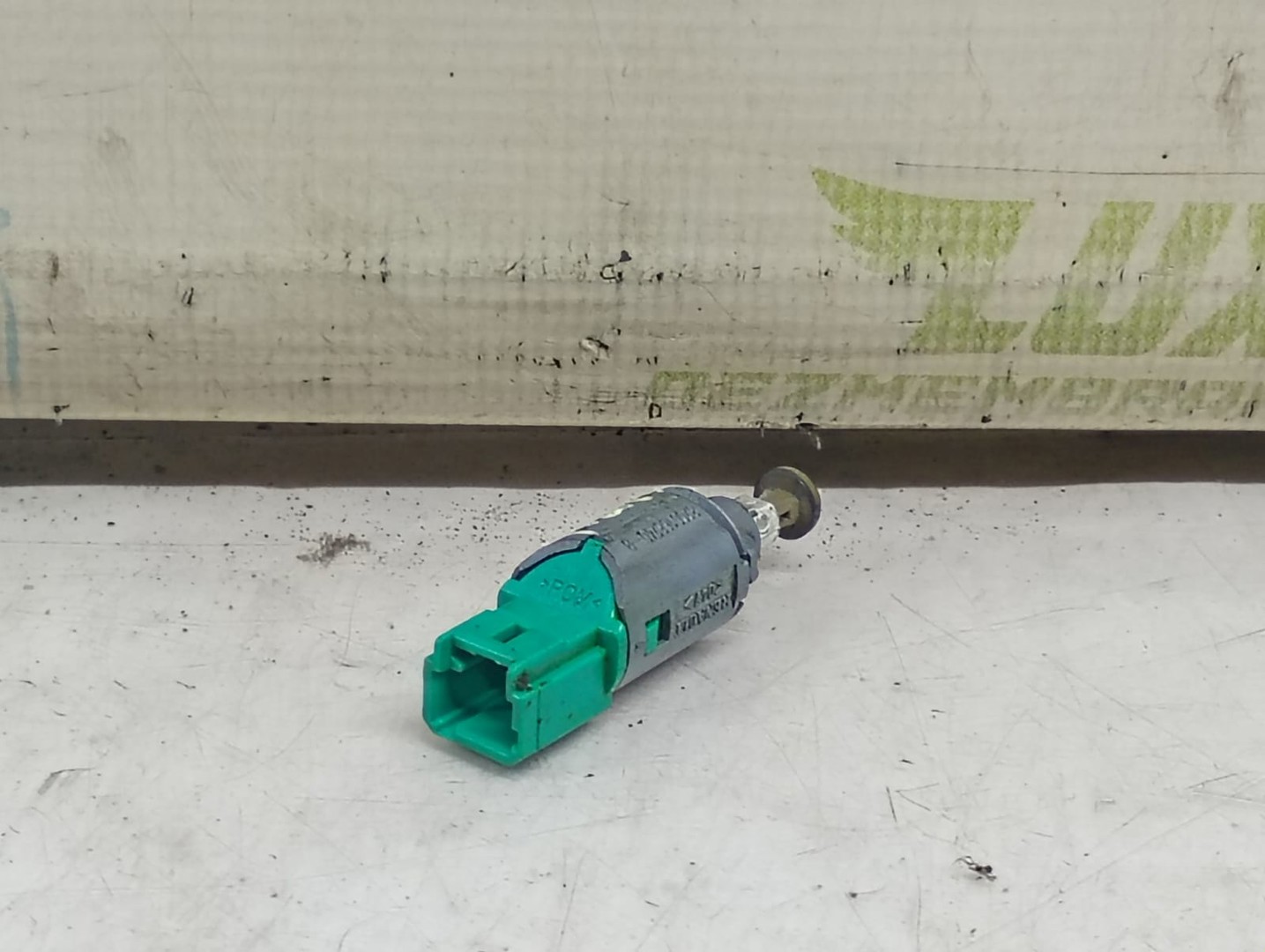 Switch frana 8200168240b Renault Scenic 2 (facelift) (2006 - 2010)