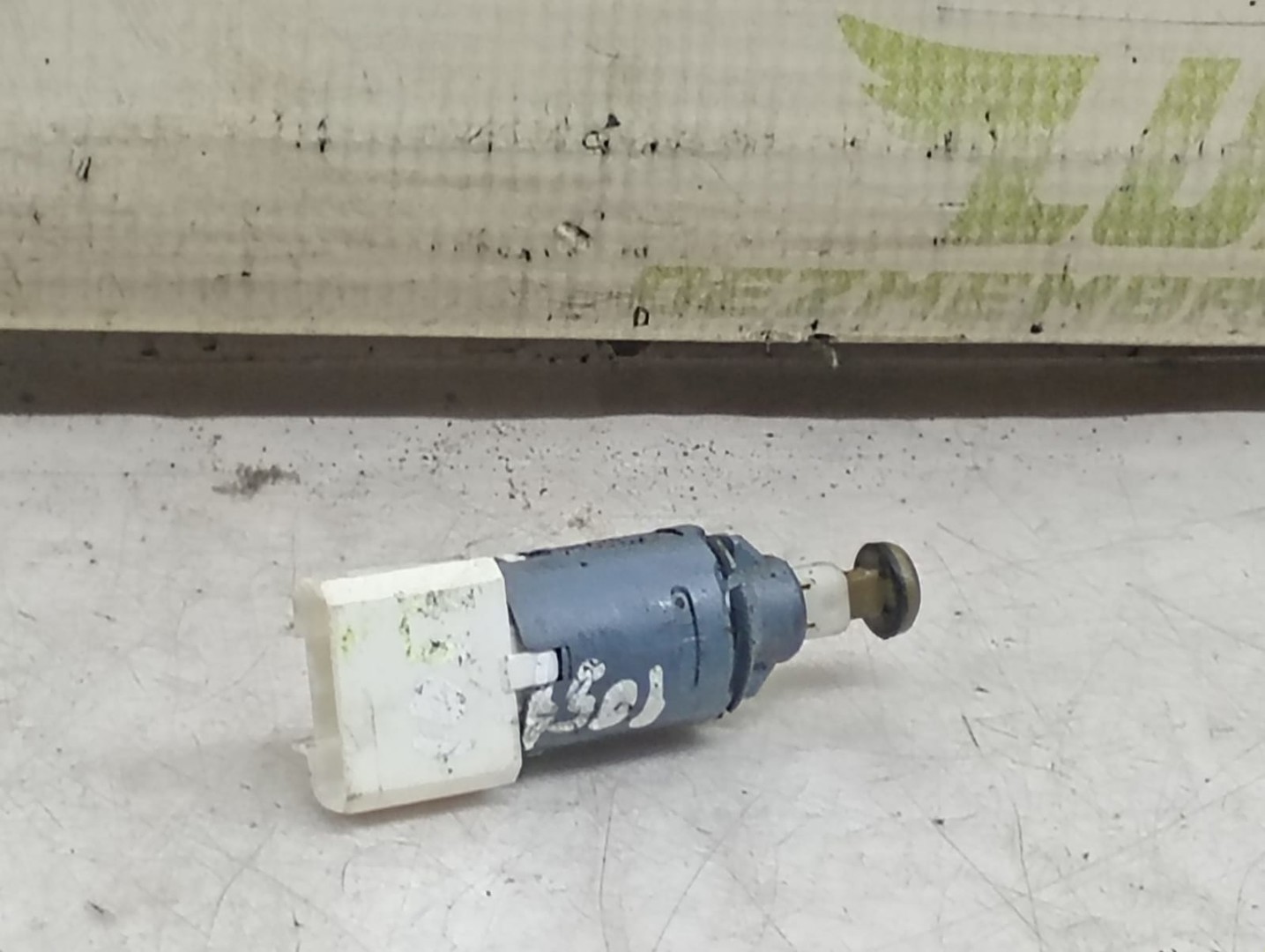 Switch frana 8200168238b Renault Scenic 2 (facelift) (2006 - 2010)