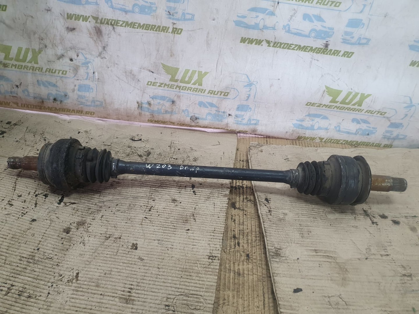 Planetara dreapta spate Mercedes Benz C-Class W203 (2000 - 2004)