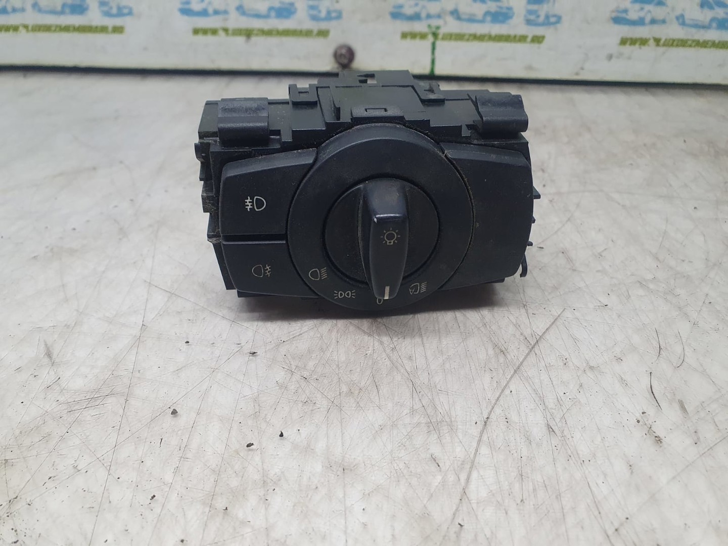 Bloc lumini 6932796 BMW Seria 1 E87 (2004 - 2007)