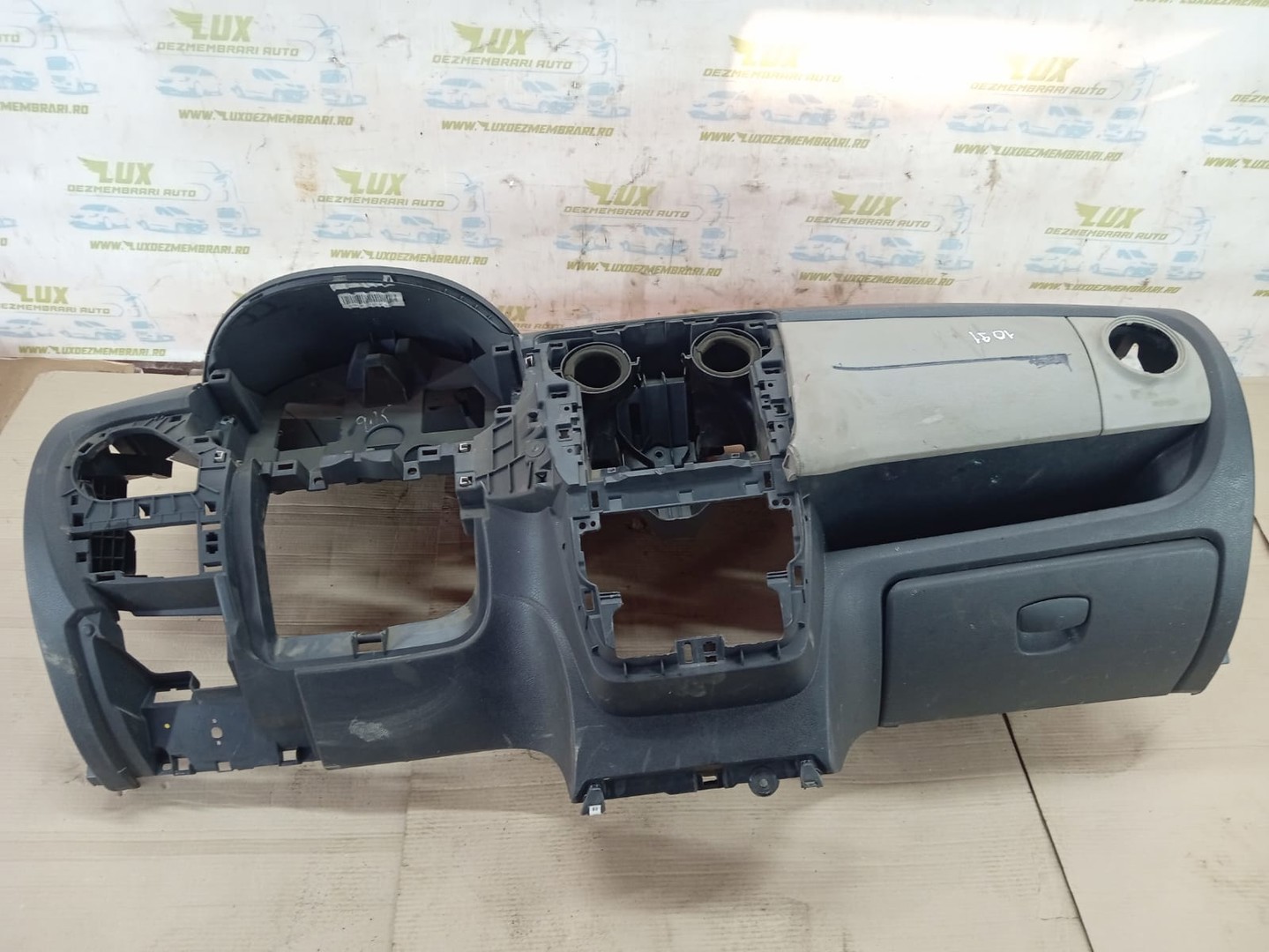 Plansa bord Volkswagen Touran 1 (facelift) (2006 - 2010)