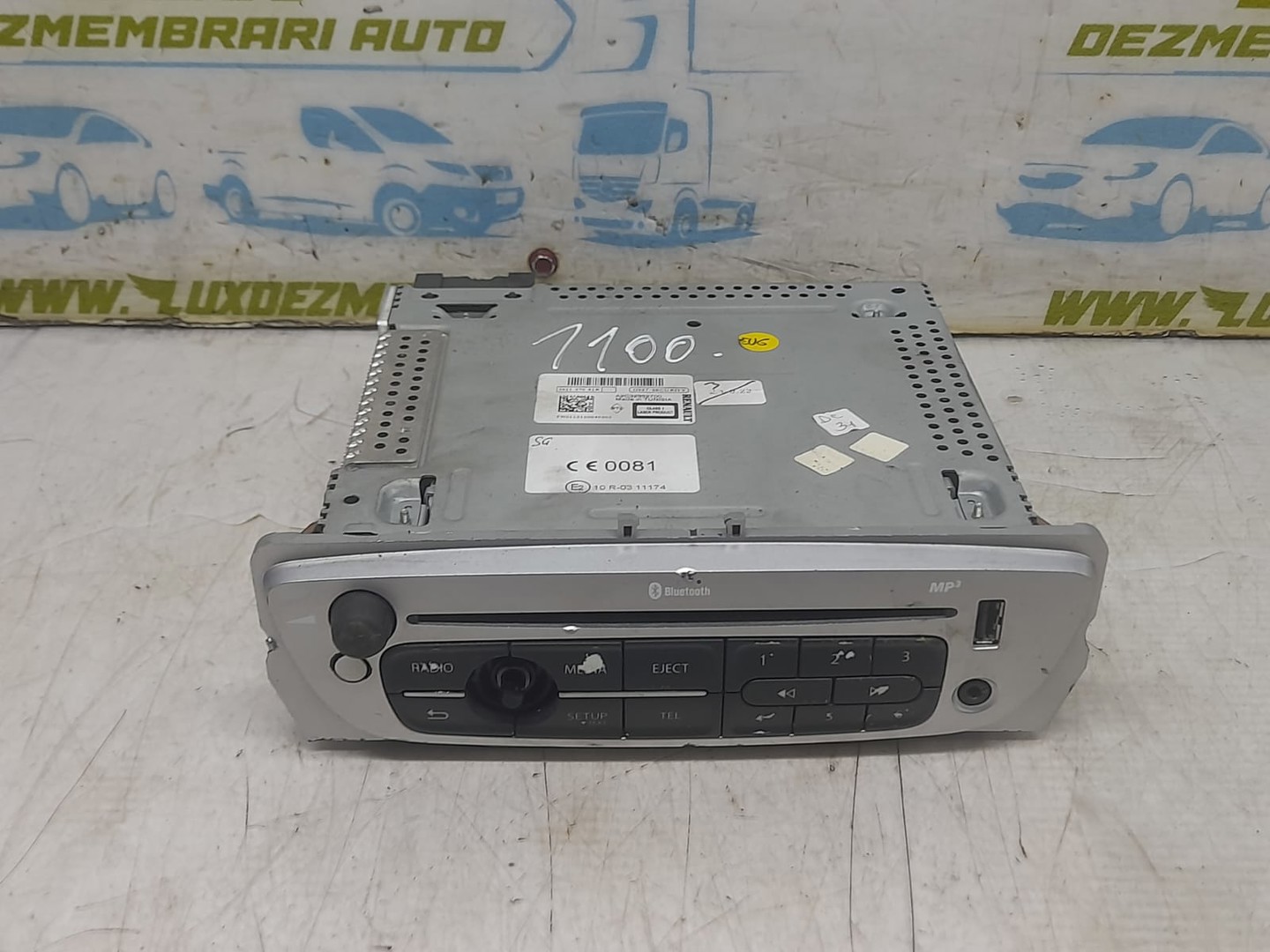 Radio cd a2c32352700 Renault Scenic 3 (2009 - 2012)