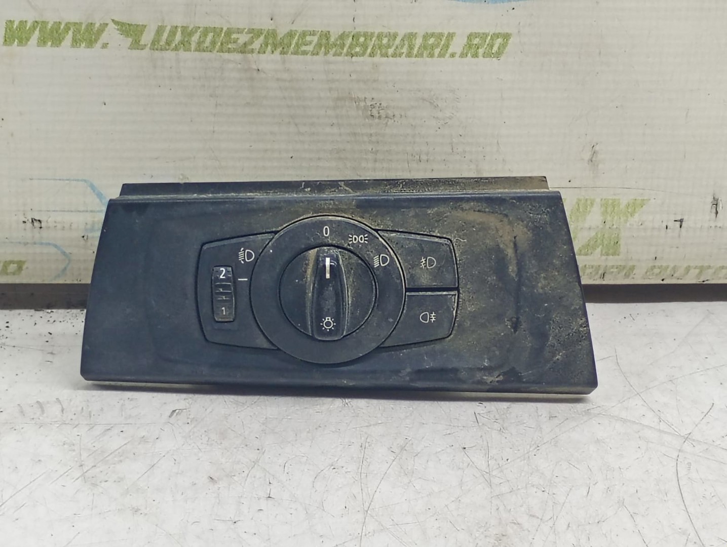 Bloc lumini 693870203 BMW Seria 1 E87 (2004 - 2007)