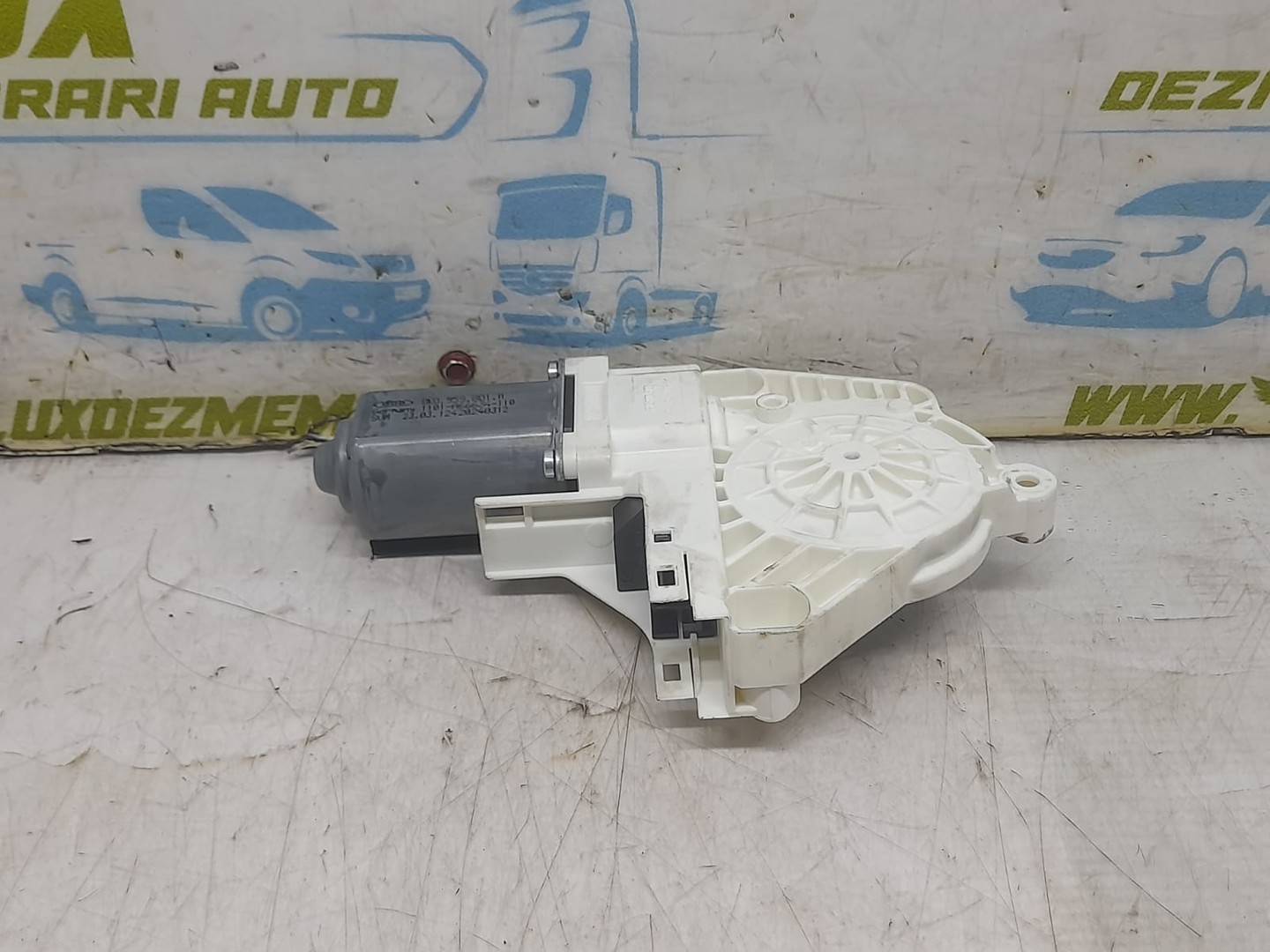 Motoras geam stanga fata 053-60100-02 Audi A4 B8/8K (facelift) (2011 - 2016)