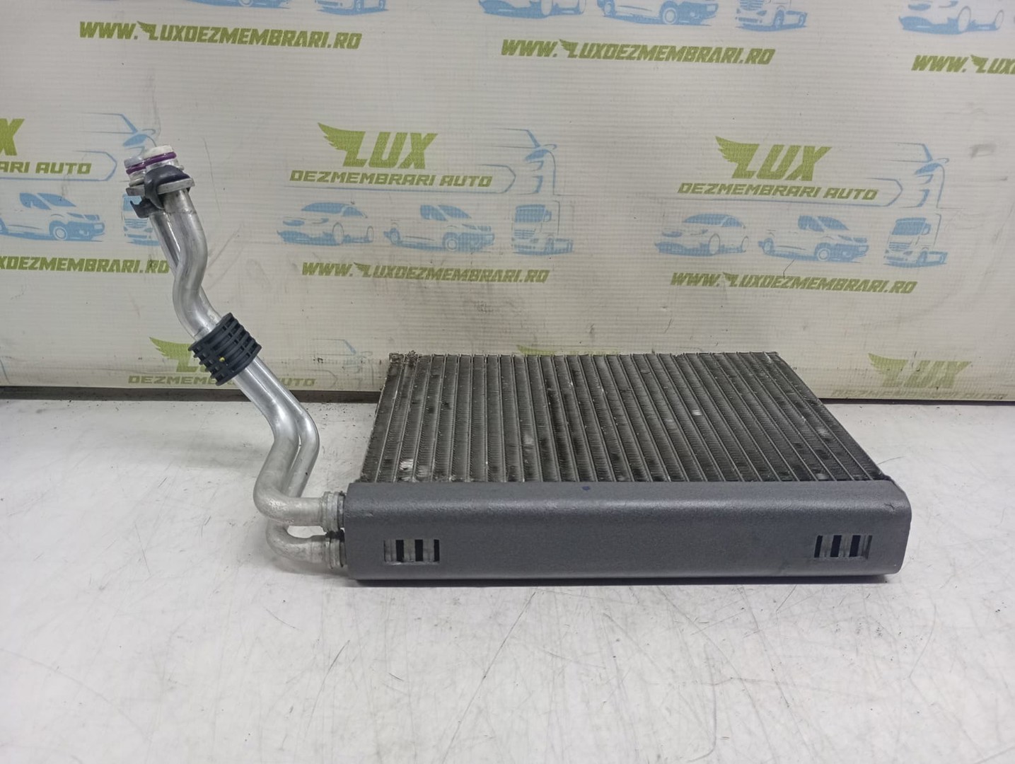 Radiator calorifer bord 668618N BMW Seria 1 E87 (2004 - 2007)
