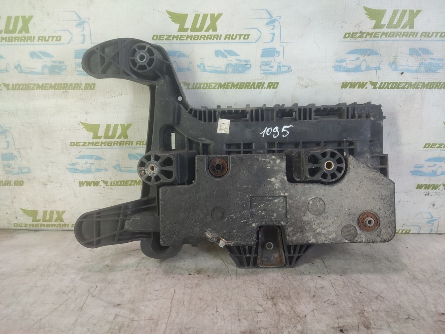 Suport baterie 1k0915333 Volkswagen Passat CC 1 (facelift) (2012 - 2017)