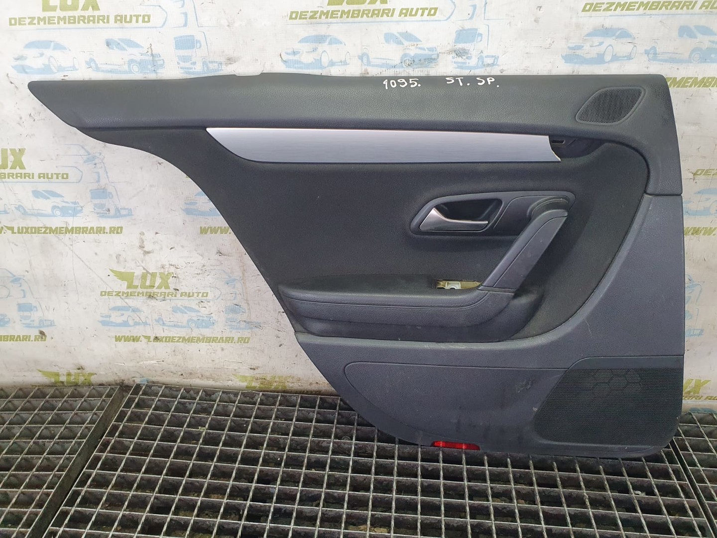 Fata usa stanga spate Volkswagen Passat CC 1 (facelift) (2012 - 2017)