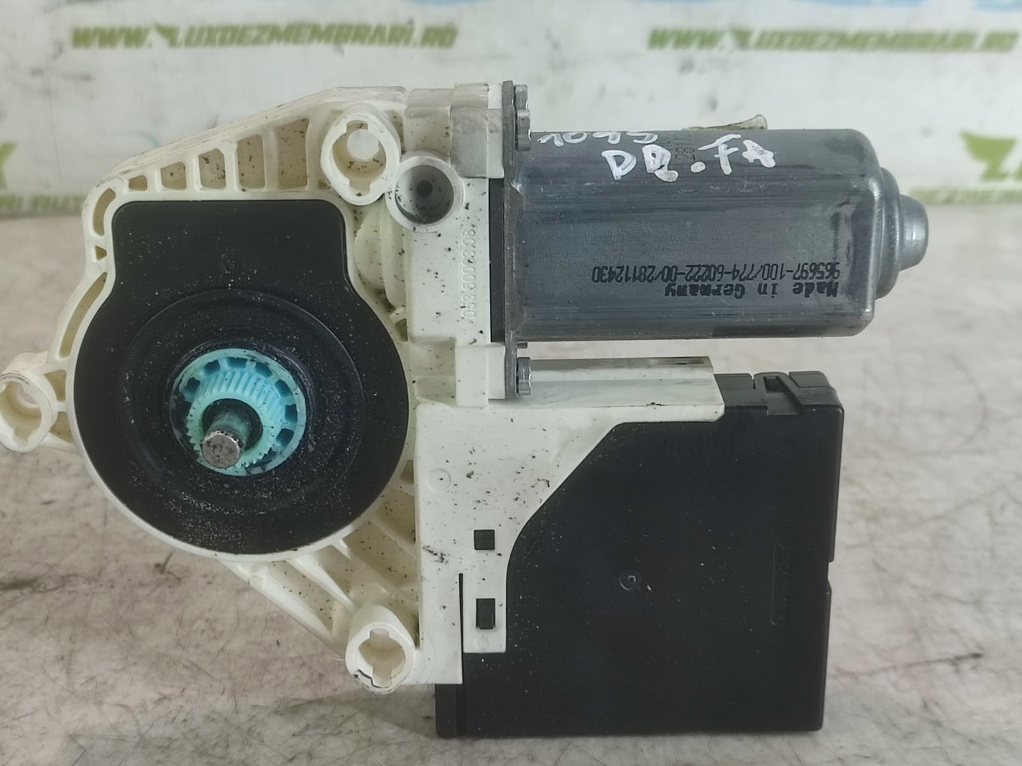 Motoras geam dreapta fata 3c8959701 Volkswagen Passat CC 1 (facelift) (2012 - 2017)