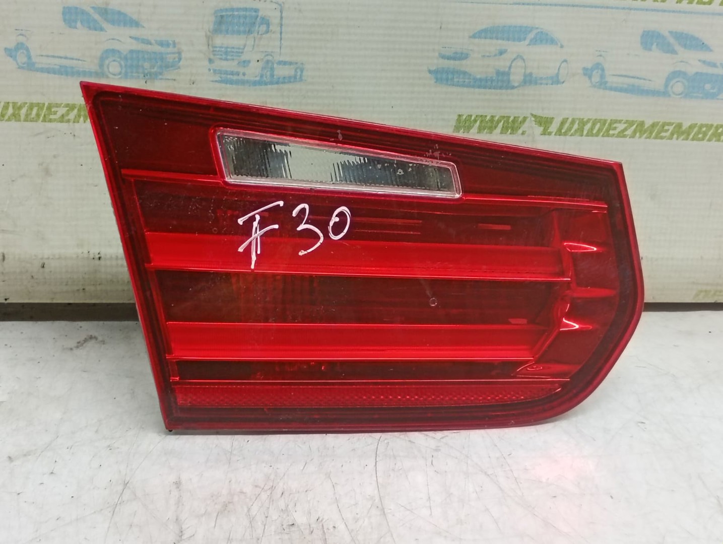 Stop stanga haion 63217371111 BMW Seria 3 E90 (2004 - 2010)