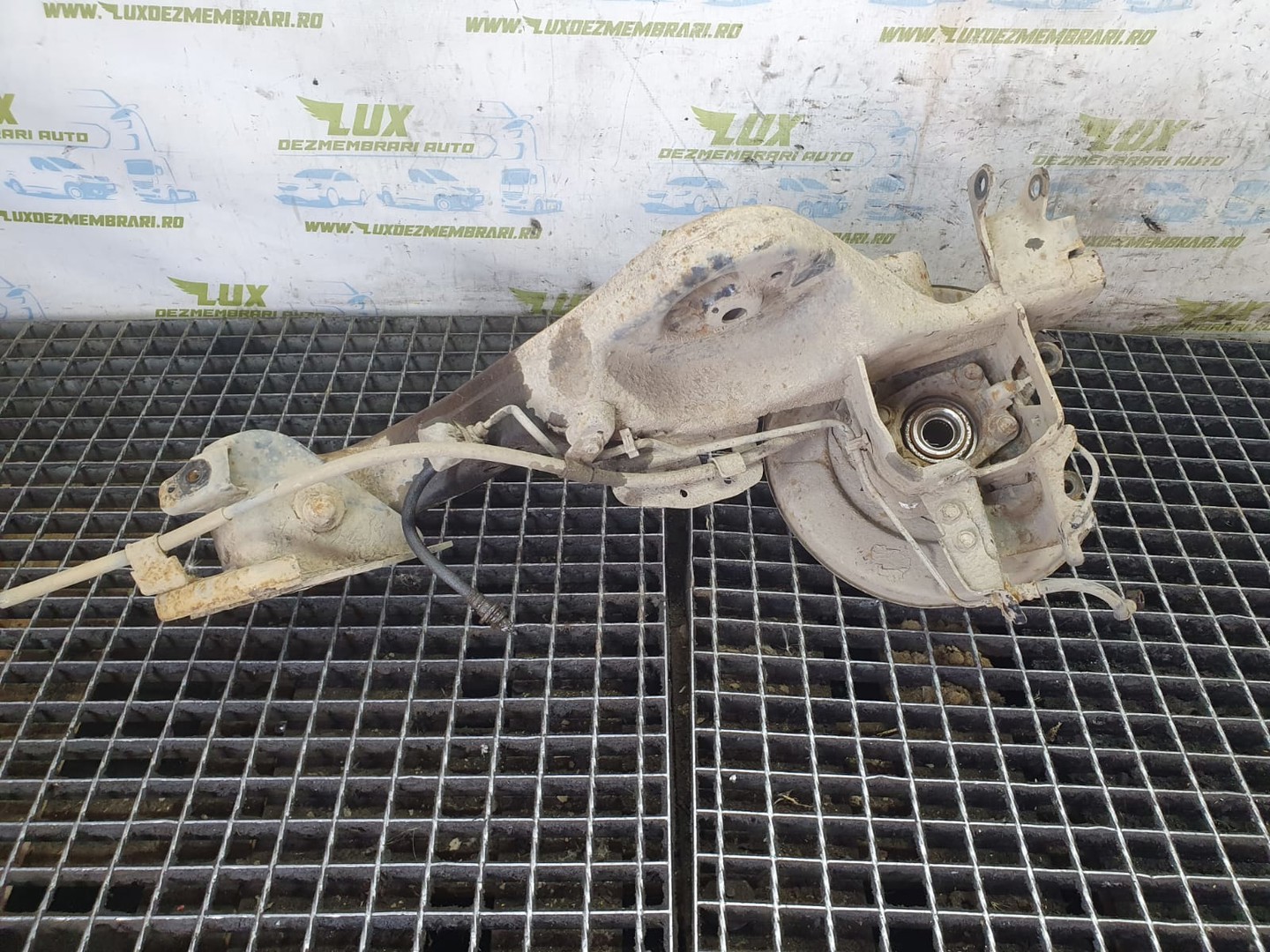 Fuzeta stanga spate Nissan X-Trail T31 (2007 - 2011)