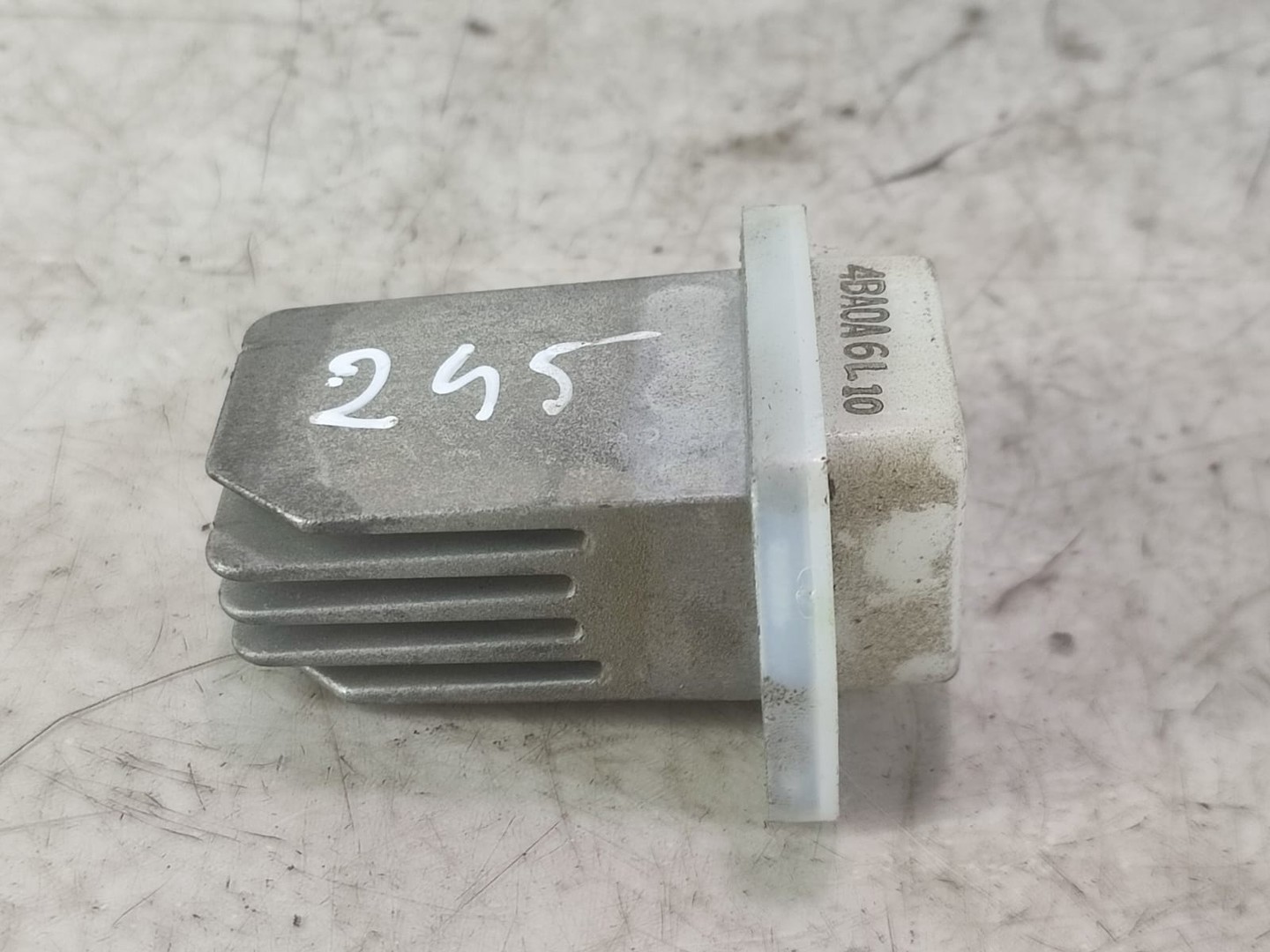 Rezistenta trepte 4ba0a6L10 Nissan X-Trail T31 (2007 - 2011)