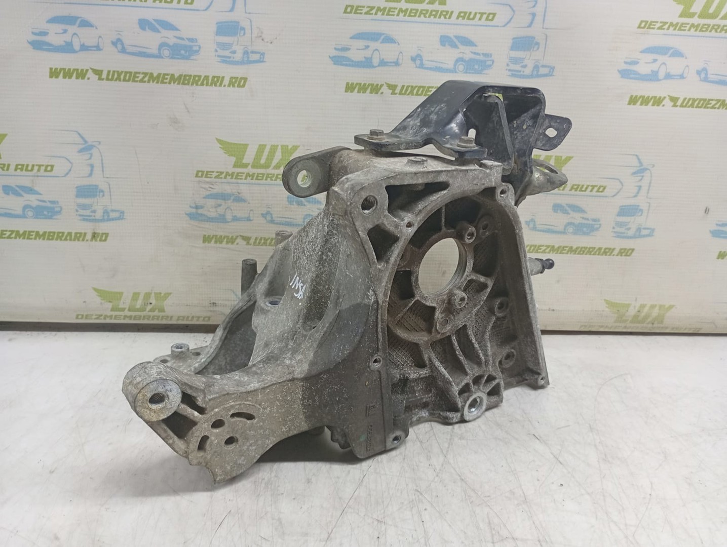 Suport motor 55566003 Opel Insignia A (2008 - 2014)