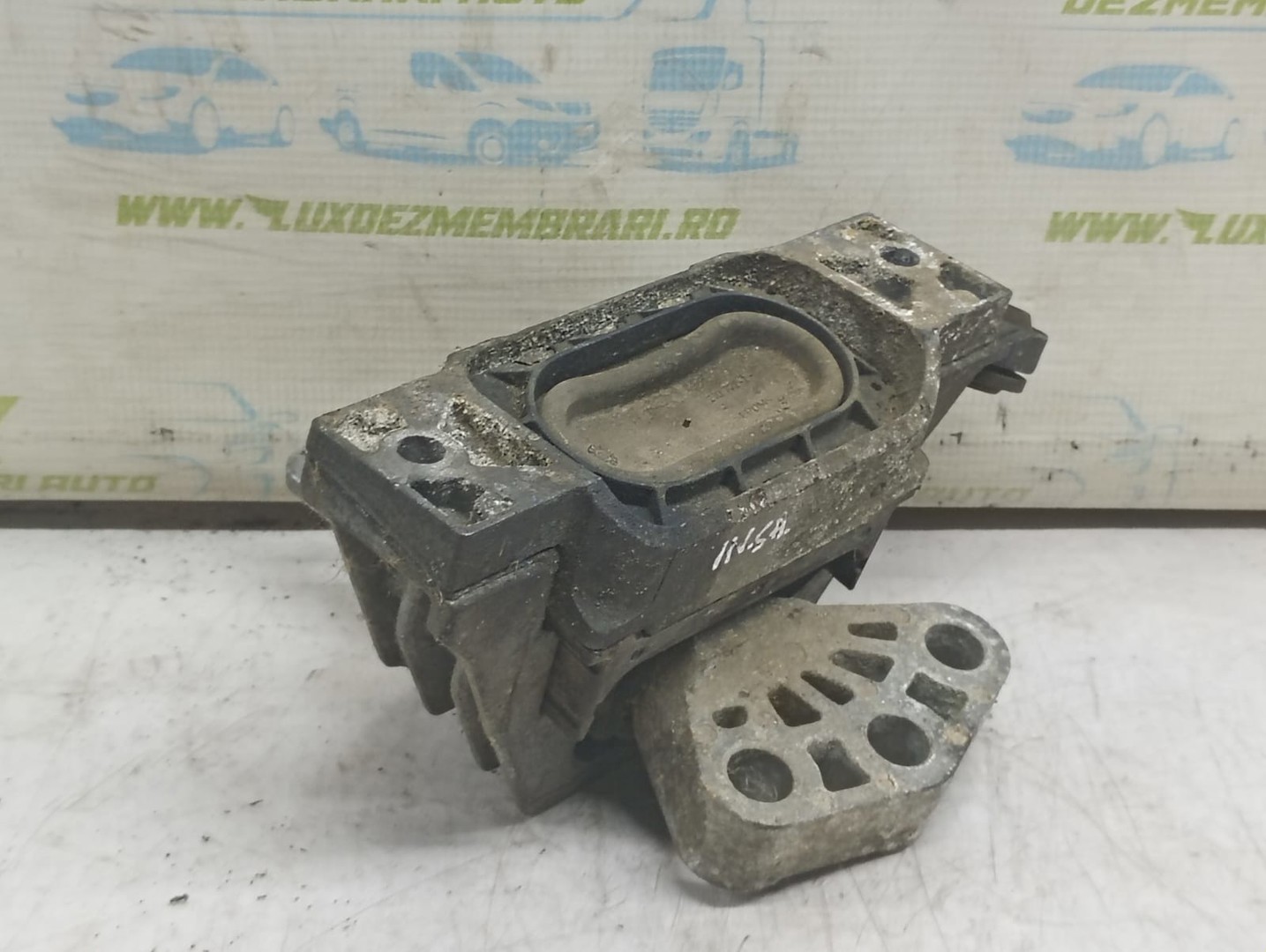 Suport motor 13227717 Opel Insignia A (2008 - 2014)