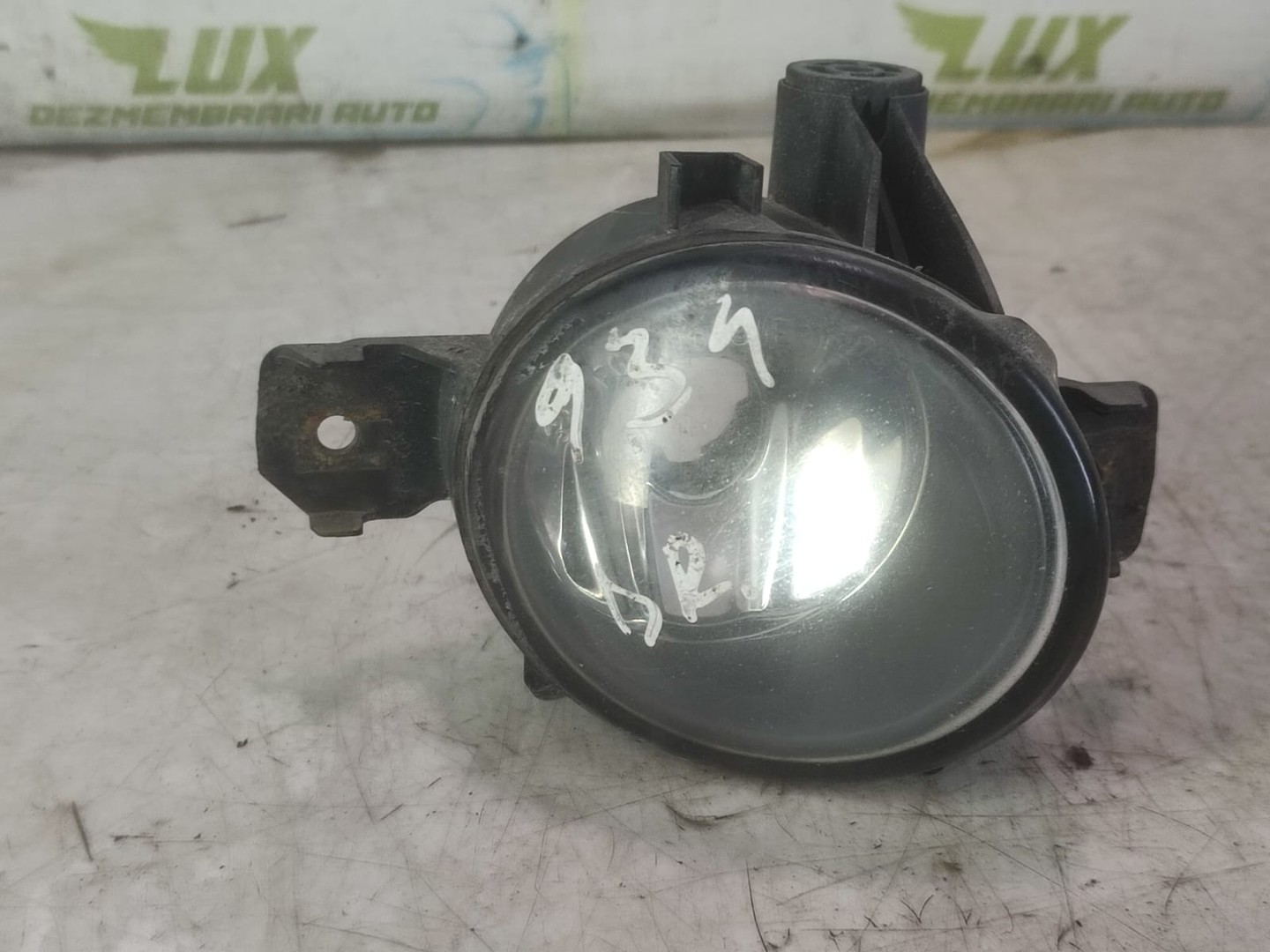 Proiector ceata dreapta 692465603 BMW Seria 1 E87 (2004 - 2007)
