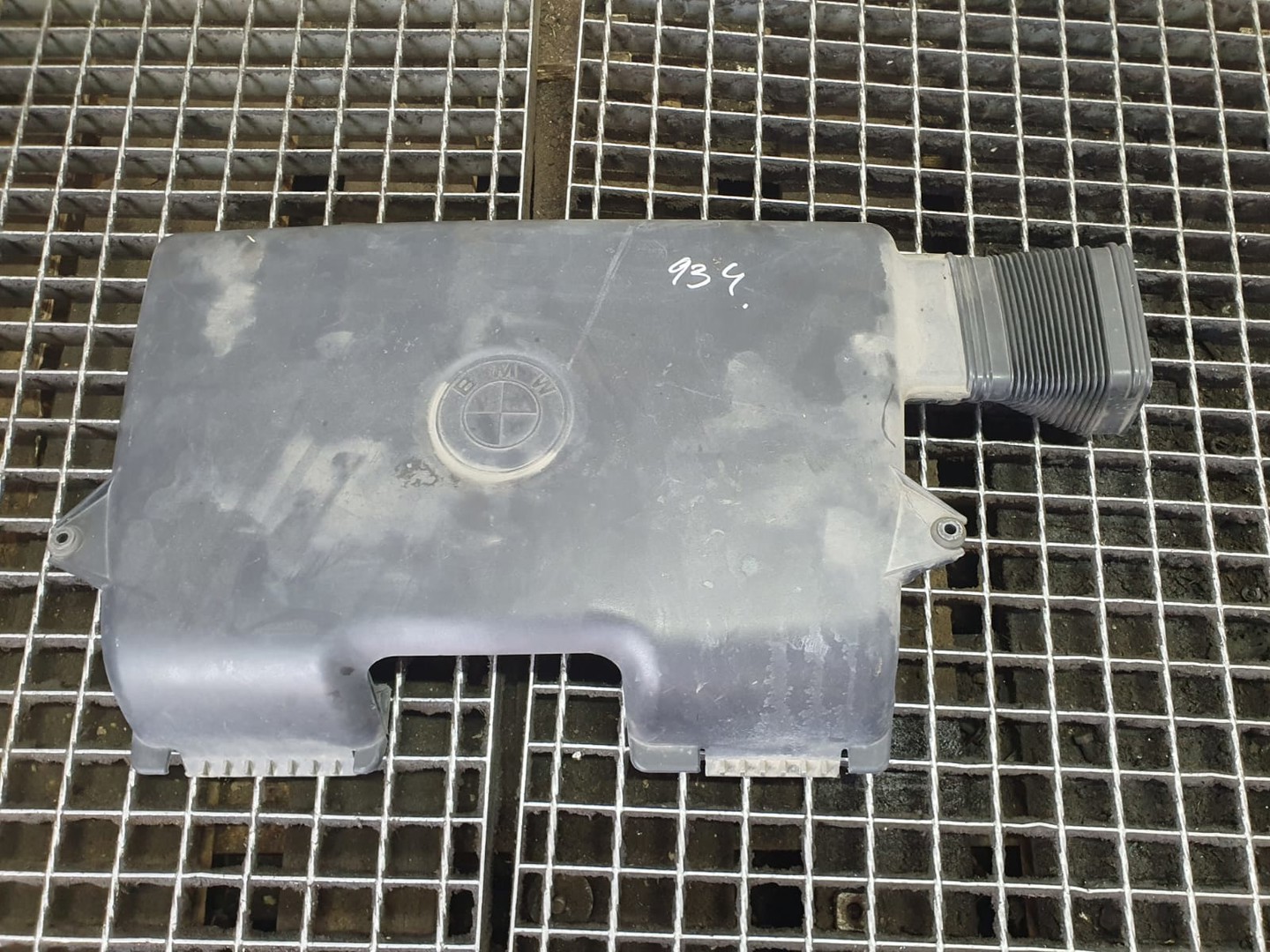 Deflector aer admisie 7549469 BMW Seria 1 E87 (2004 - 2007)