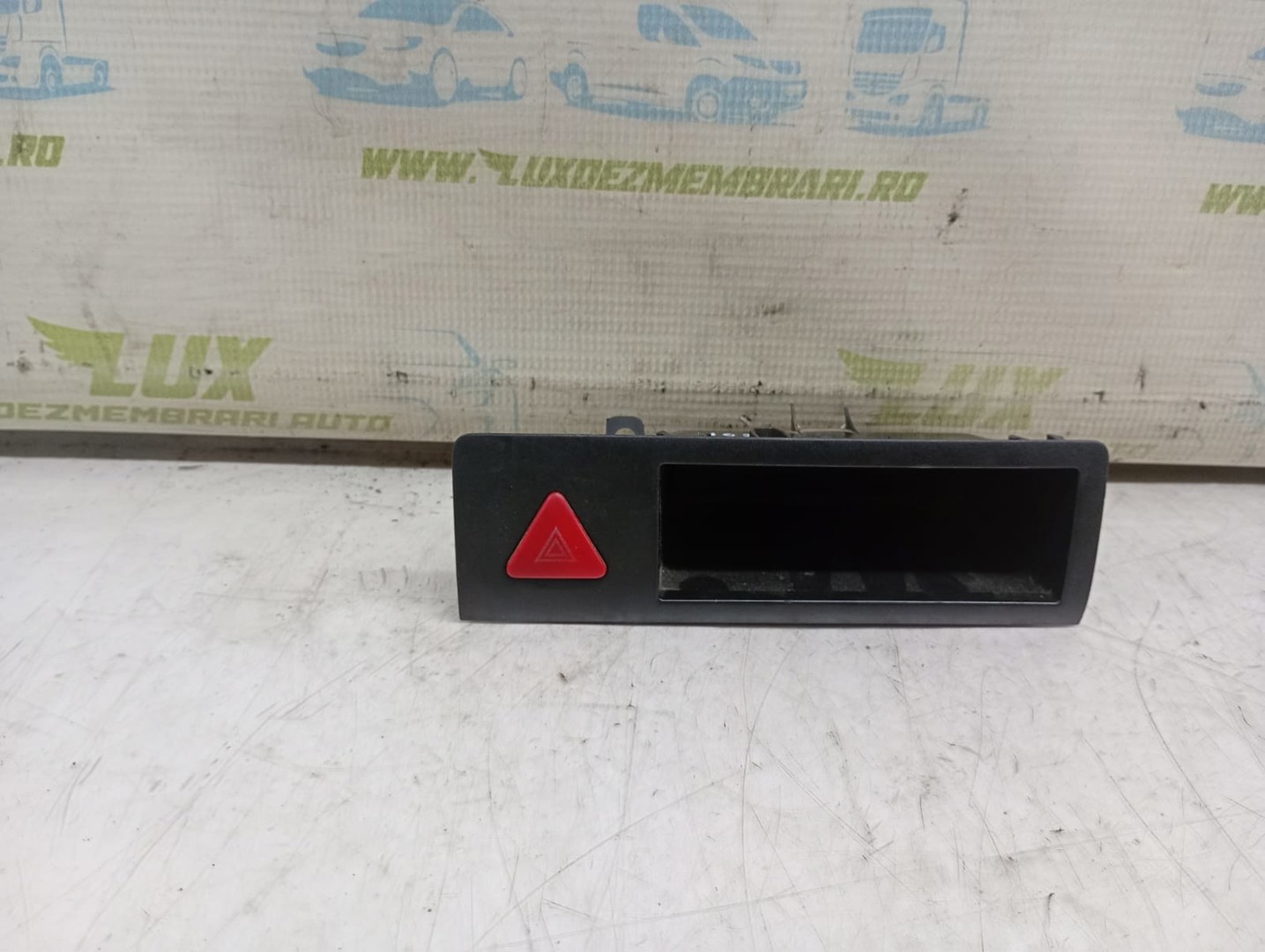 Buton avarii 7h0857925a Volkswagen Transporter T5 (2003 - 2009)