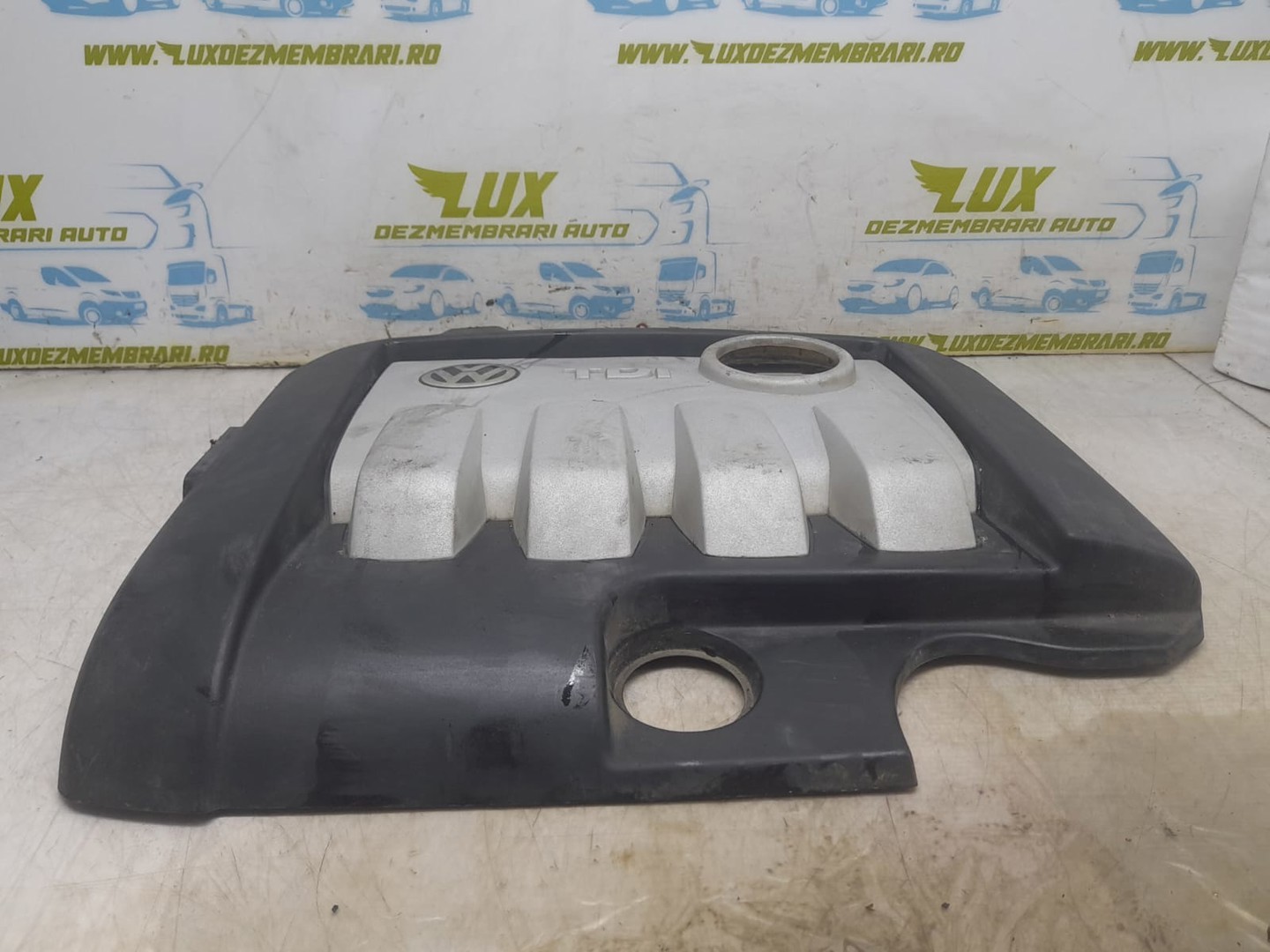 Capac protectie motor 03g103925 Volkswagen Golf 5 (2003 - 2009)
