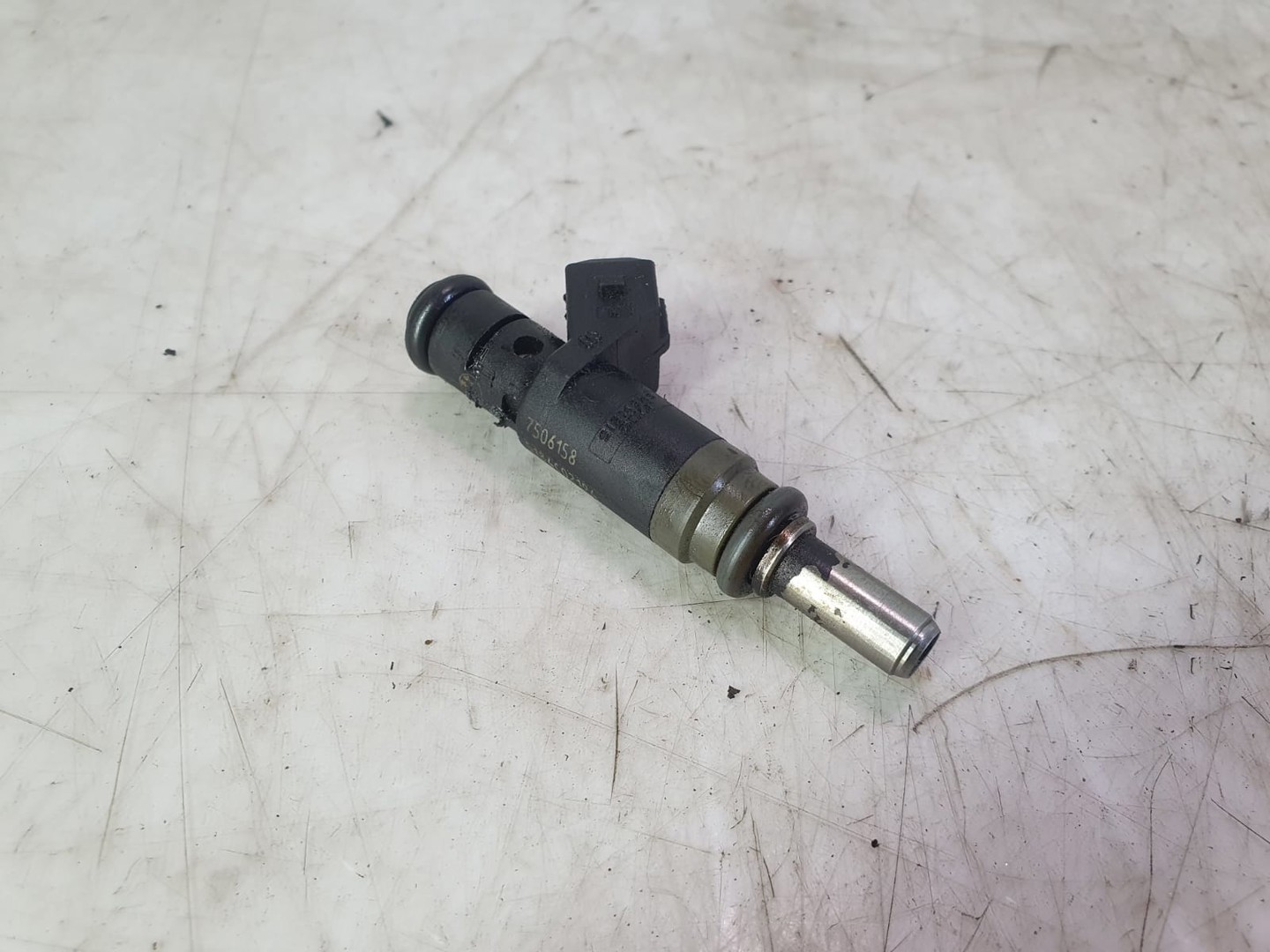 Injector 7506158 BMW Seria 1 E87 (2004 - 2007)