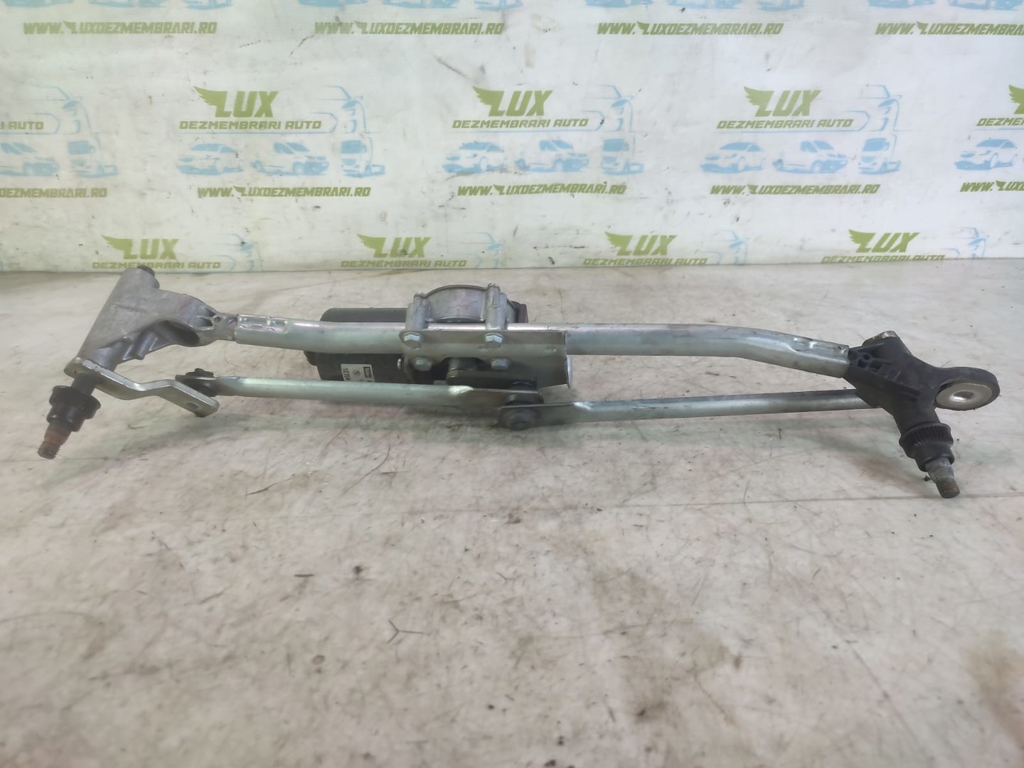 Ansamblu stergatoare parbriz BMW Seria 1 E87 (2004 - 2007)