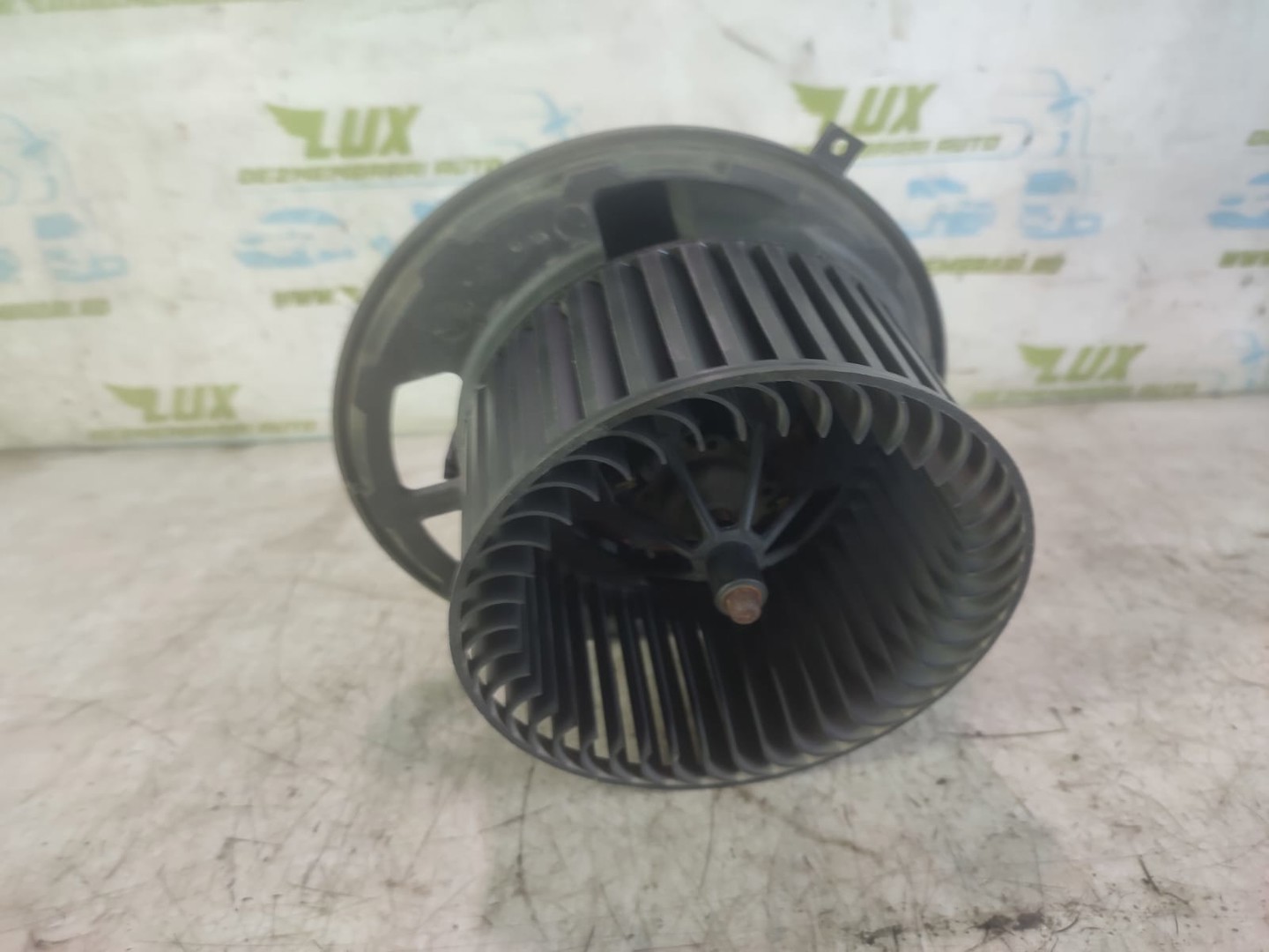 Motoras aeroterma 6411927670 BMW Seria 1 E87 (2004 - 2007)