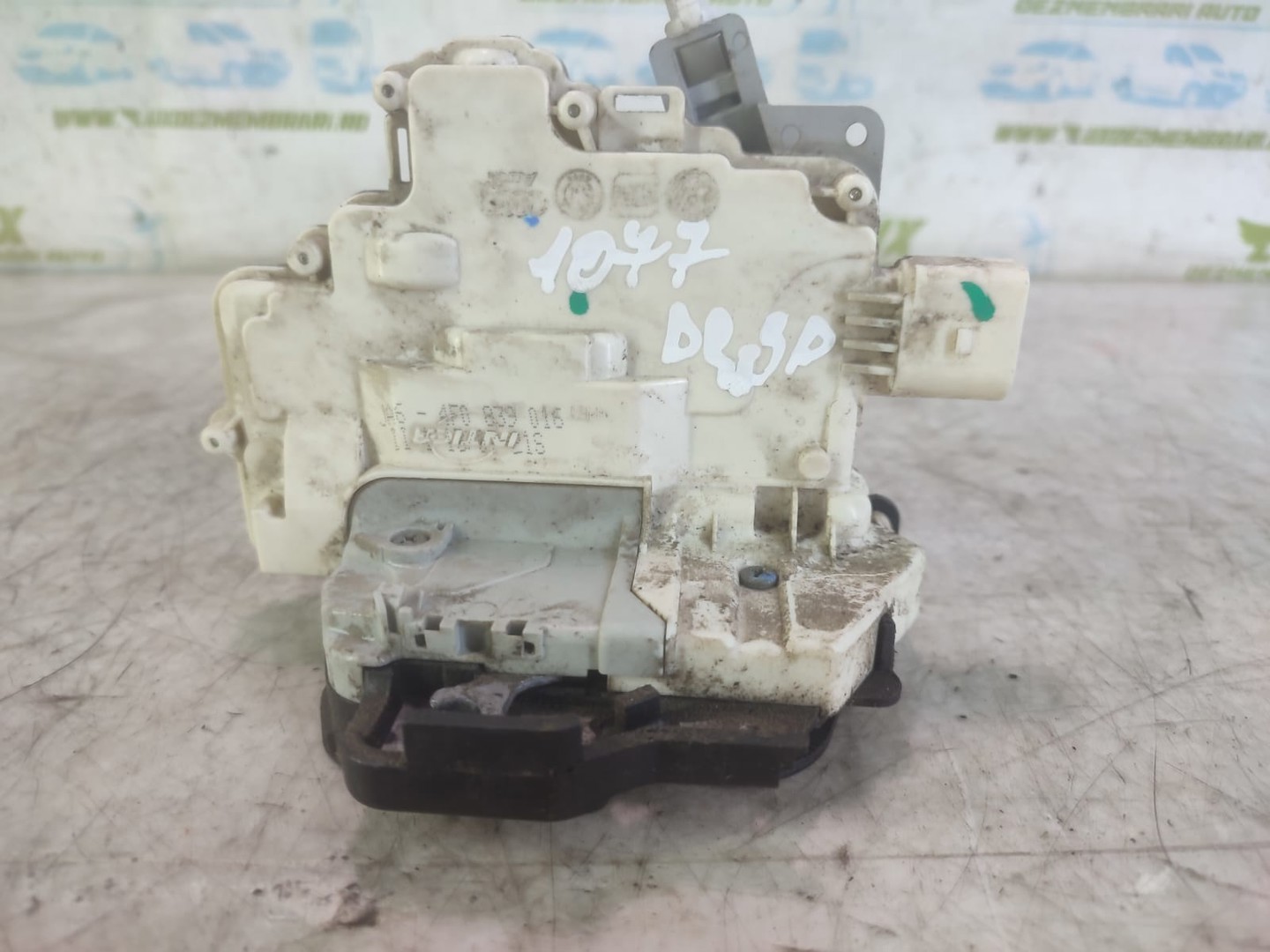 Broasca dreapta spate 4f0839016 Audi A6 4F/C6 (2004 - 2008)