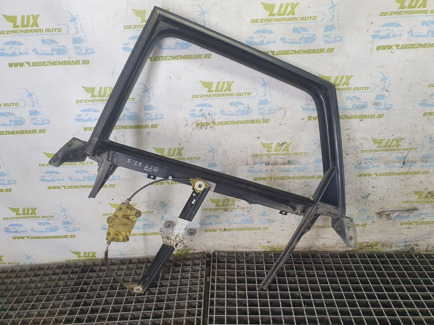 Rama usa stanga spate 4f0839461b Audi A6 4F/C6 (2004 - 2008)