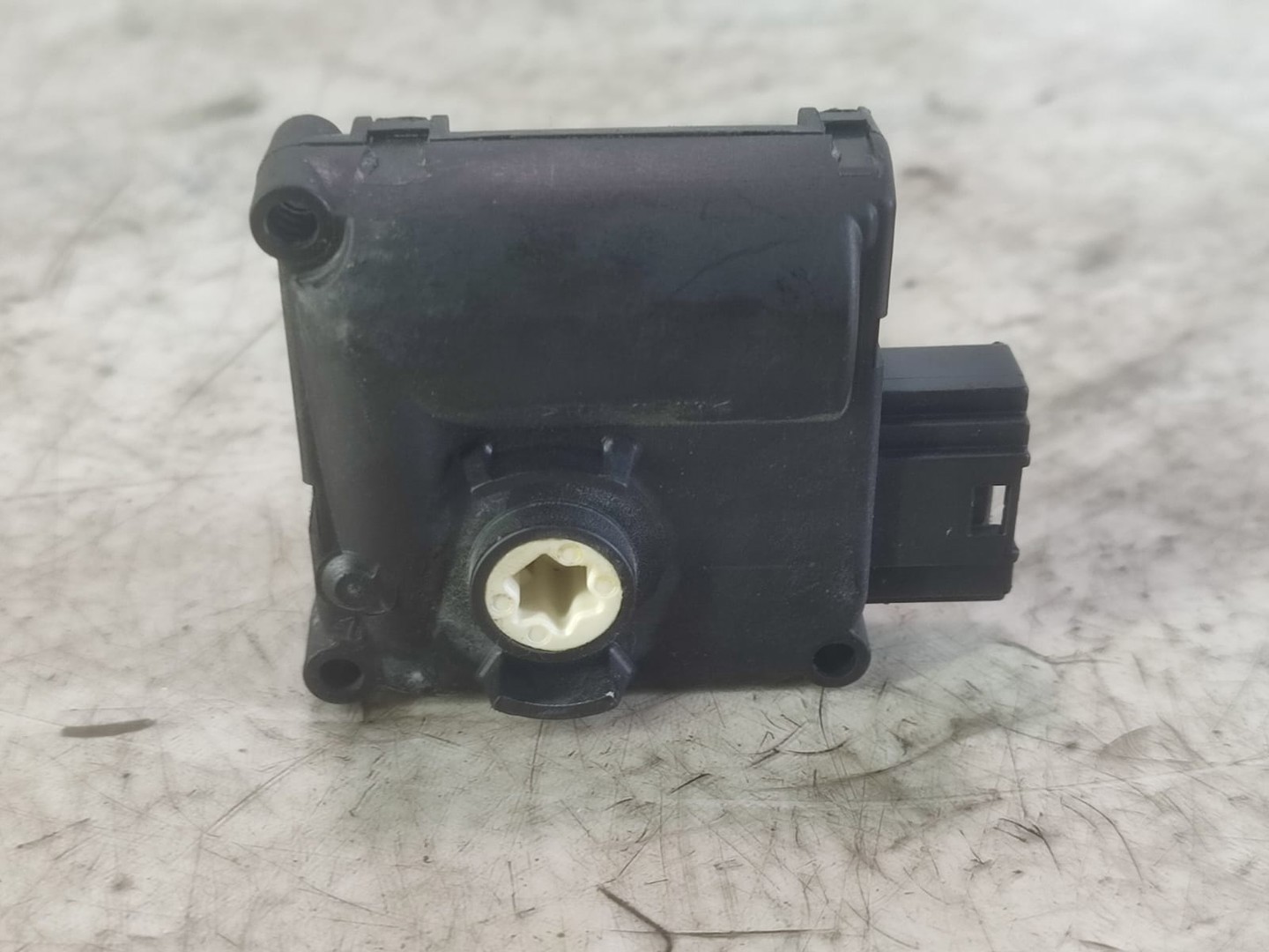 Motoras clapeta mixaj aer 0132801359 Audi A6 4F/C6 (2004 - 2008)