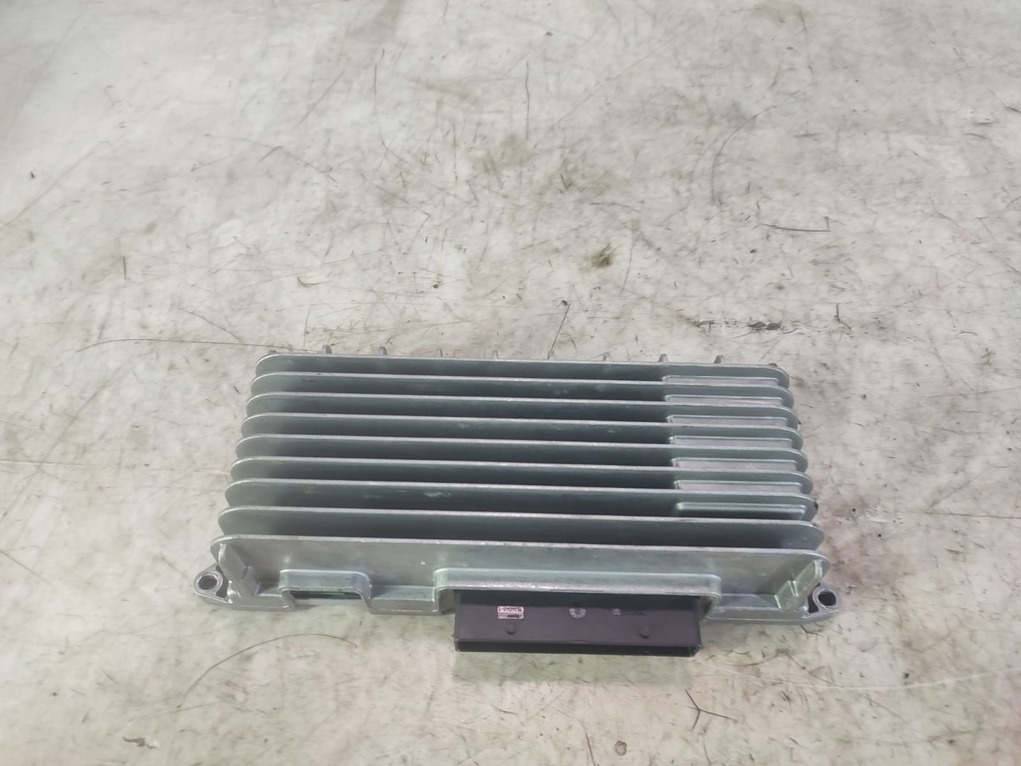 Amplificator audio 4f0910223h Audi A6 4F/C6 (2004 - 2008)