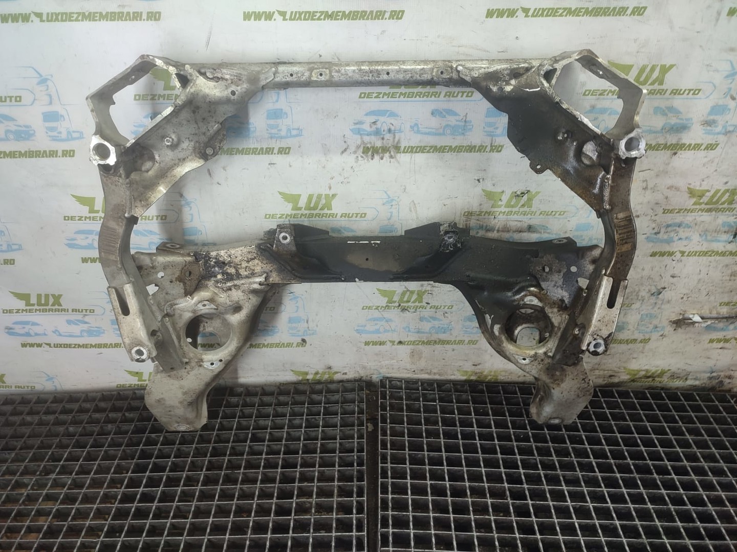 Cadru motor BMW Seria 1 E87 (2004 - 2007)