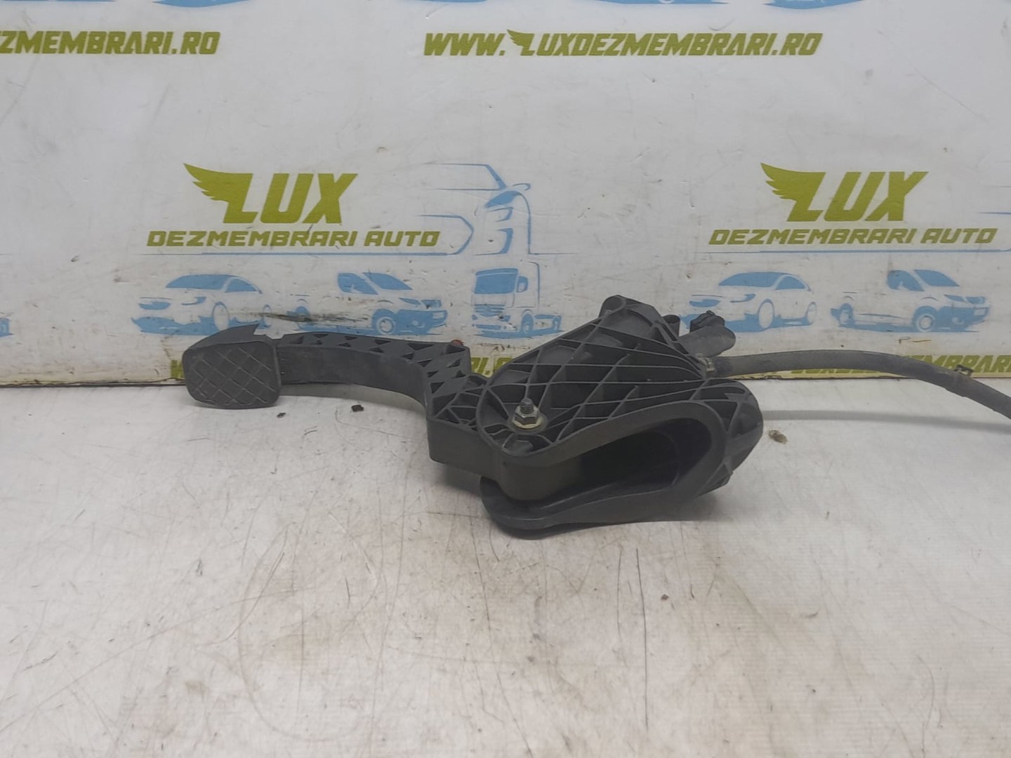 Pedala ambreiaj 1k1721059BF Volkswagen Golf 5 (2003 - 2009)