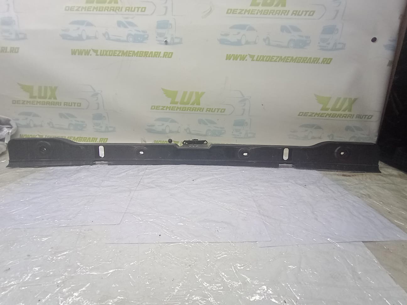Suport bara spate 1k6807863 Volkswagen Golf 5 (2003 - 2009)