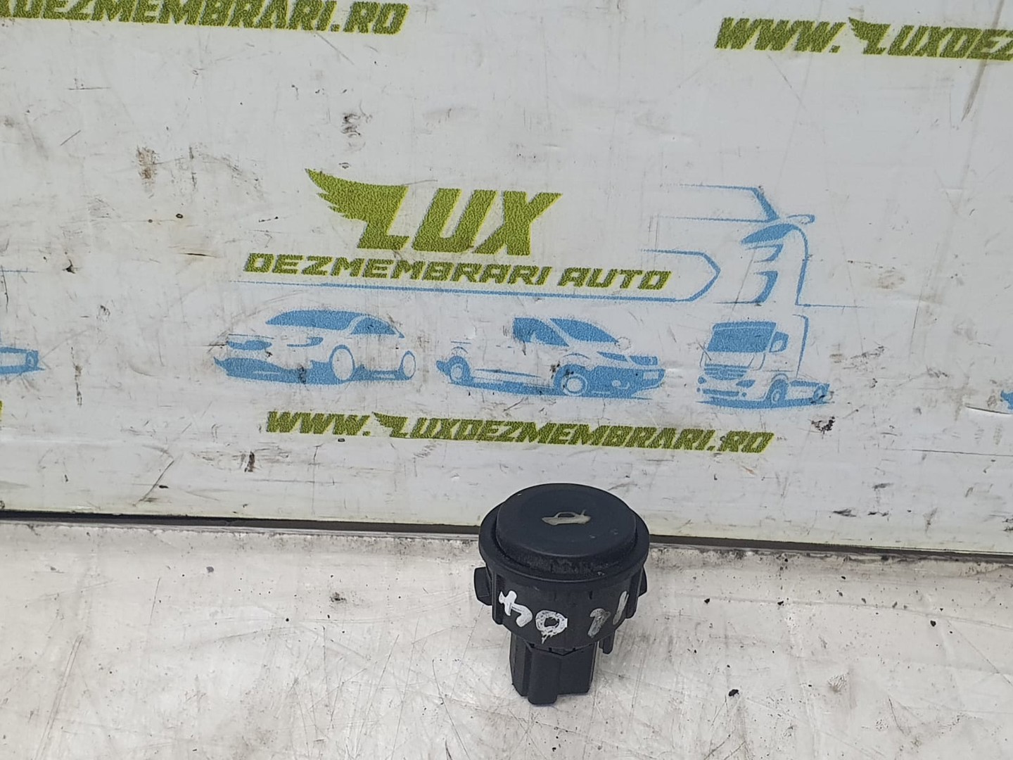 Buton portbagaj Ford Fiesta 5 (2001 - 2007)