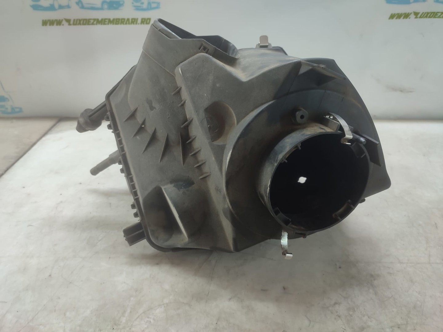 Carcasa filtru aer 4f0133837h Audi A6 4F/C6 (2004 - 2008)
