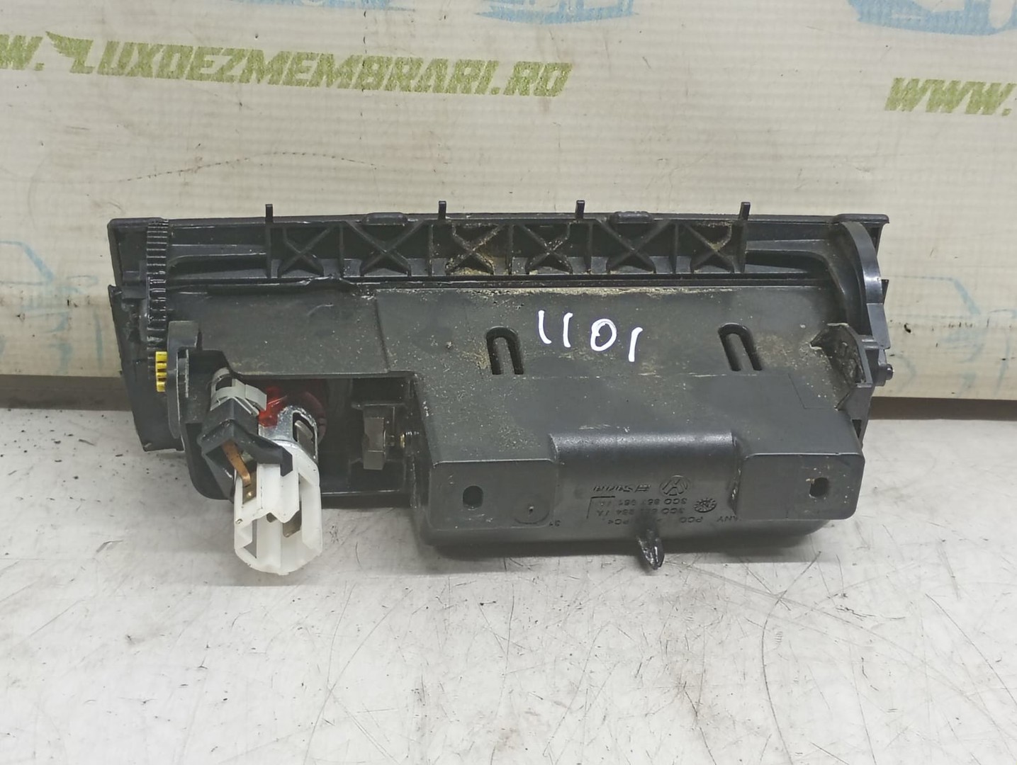 Scrumiera 3c0863284 Volkswagen Passat B6 (2005 - 2010)