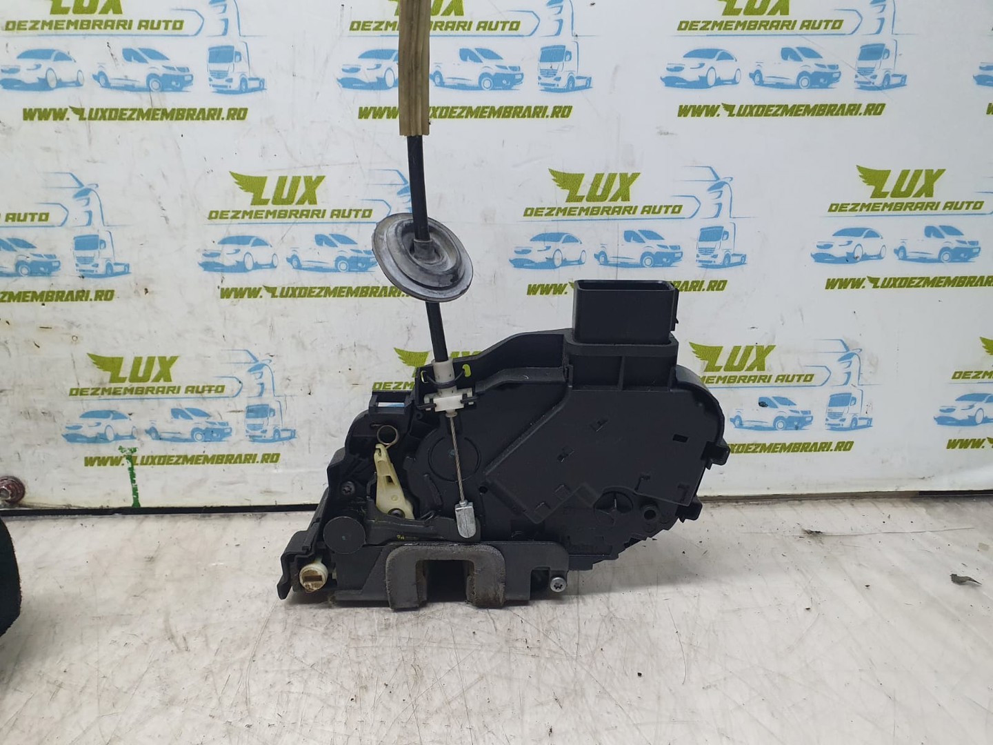 Broasca stanga spate fqm000158 Land Rover Discovery 3 (2004 - 2009)