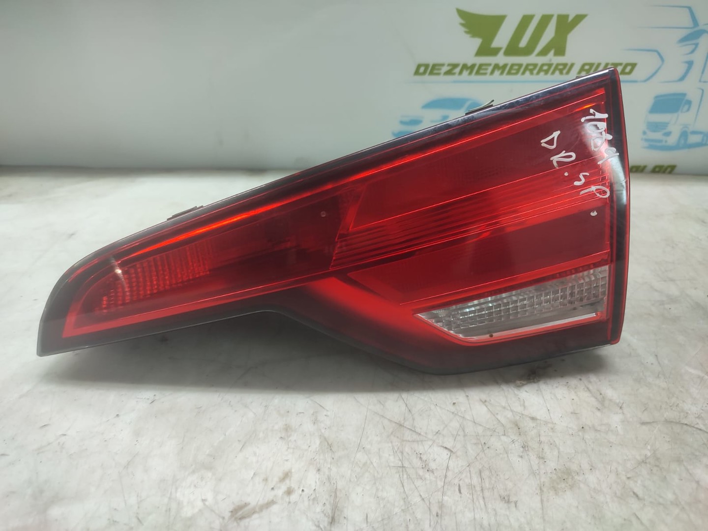 Stop dreapta haion 8w9945076 Audi A4 B9 (2015 - 2020)