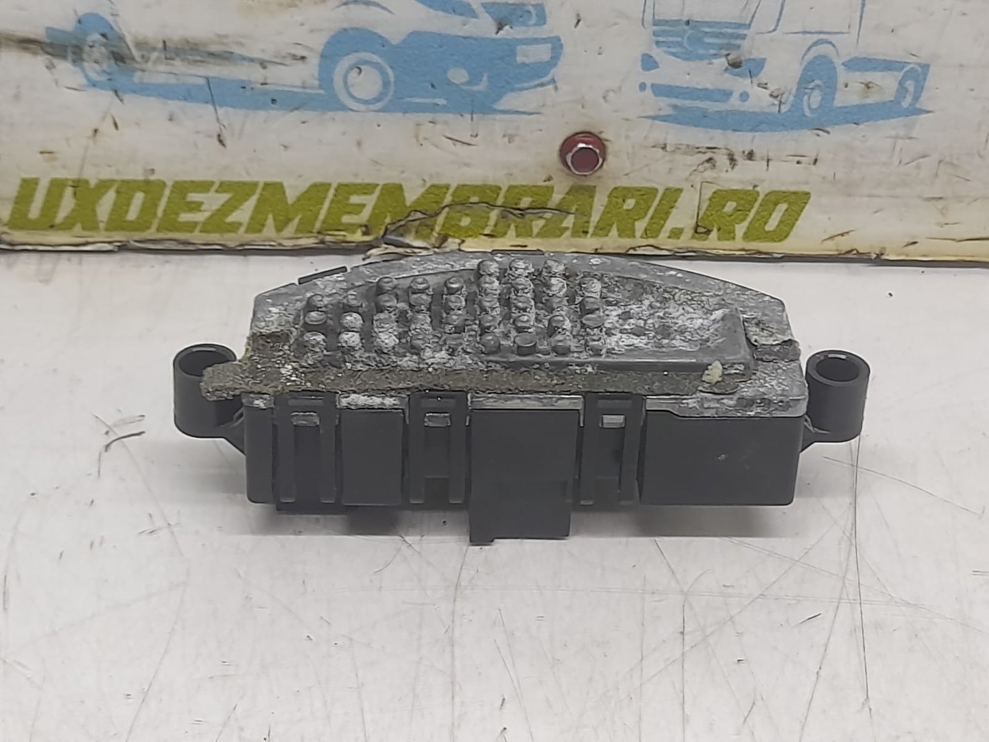Rezistenta trepte 8T0820521 Audi A4 B8/8K (facelift) (2011 - 2016)