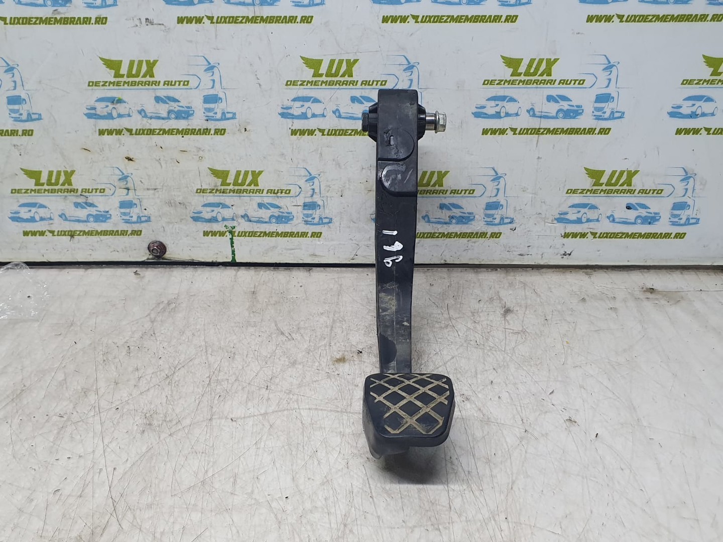 Pedala ambreiaj 1j1721321c Volkswagen Golf 4 (1997 - 2006)